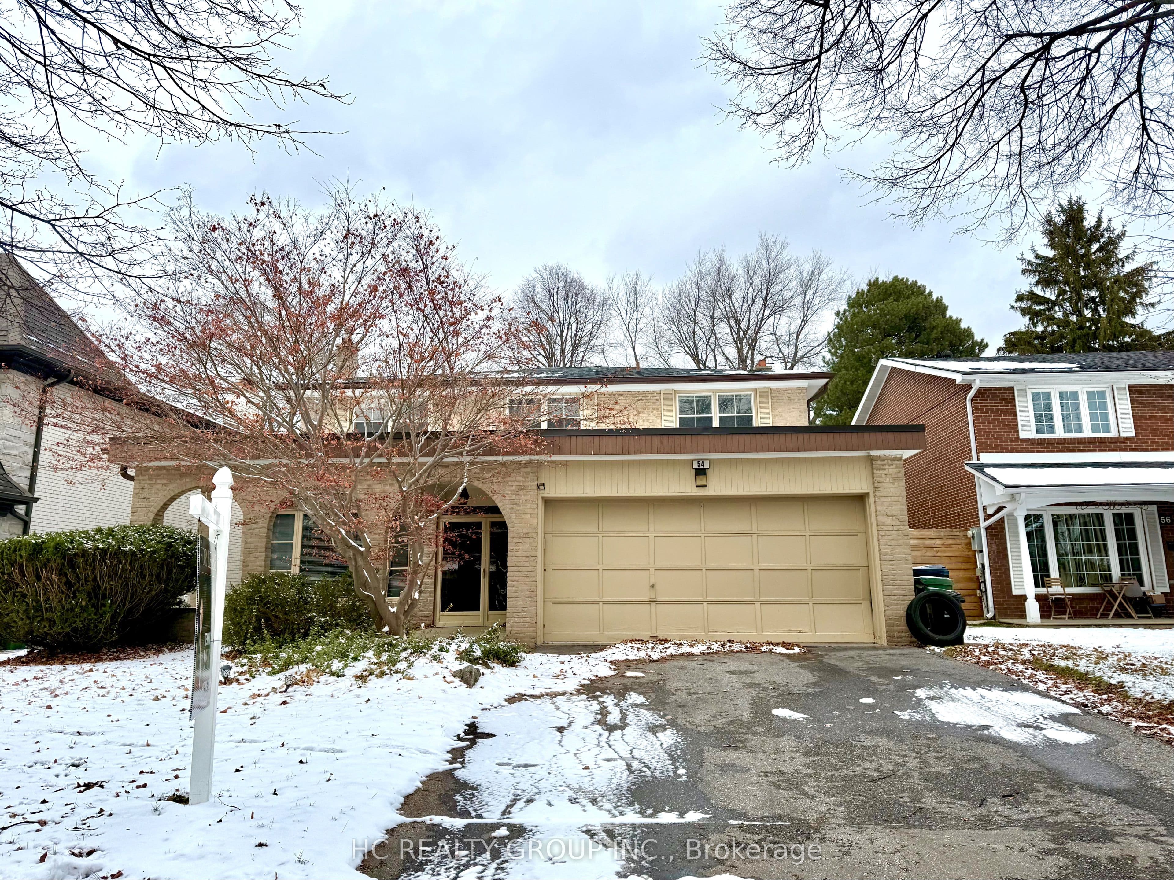 54 Kentland Crescent photo 1