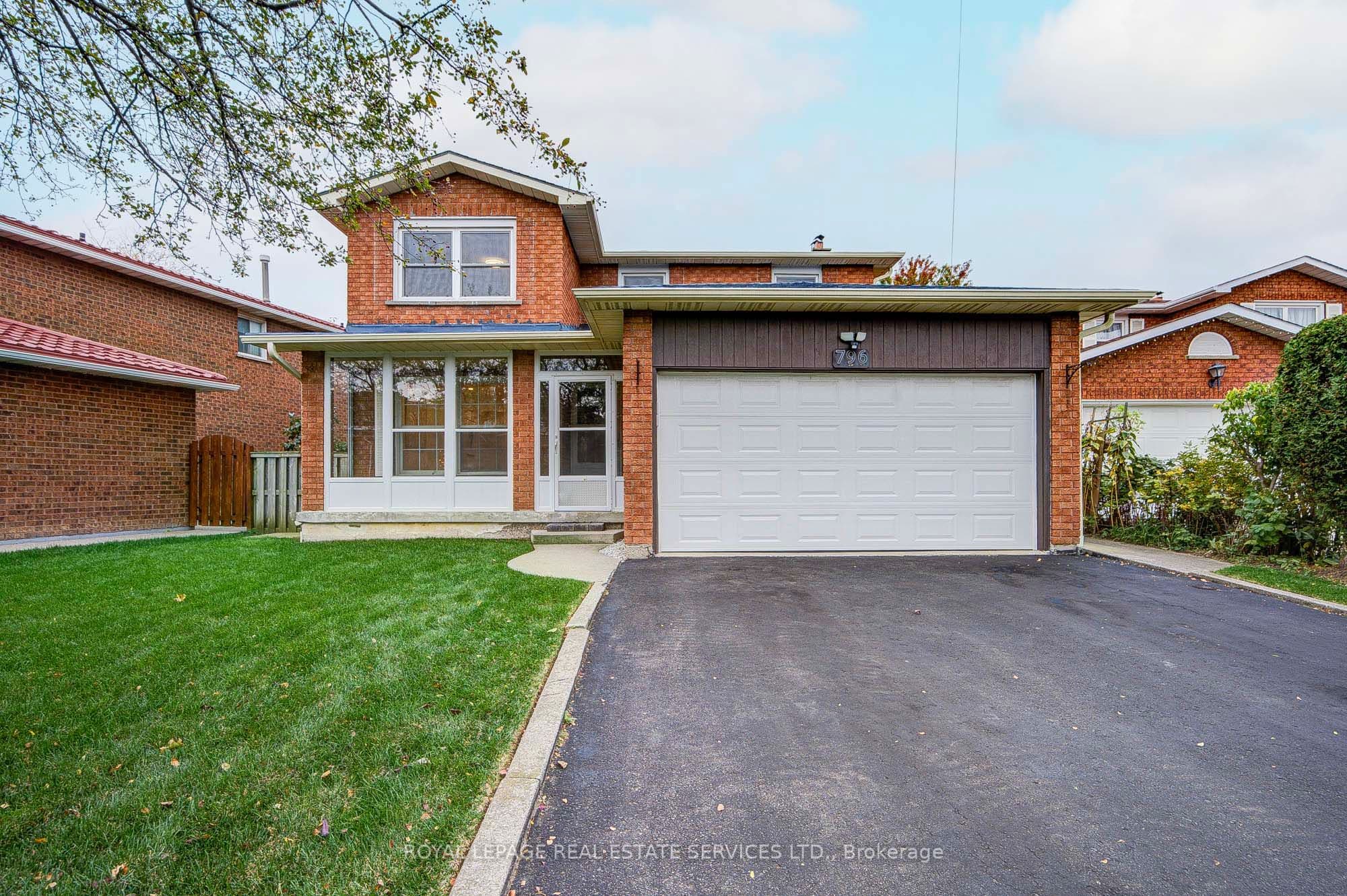 796 Buckingham Court photo 1