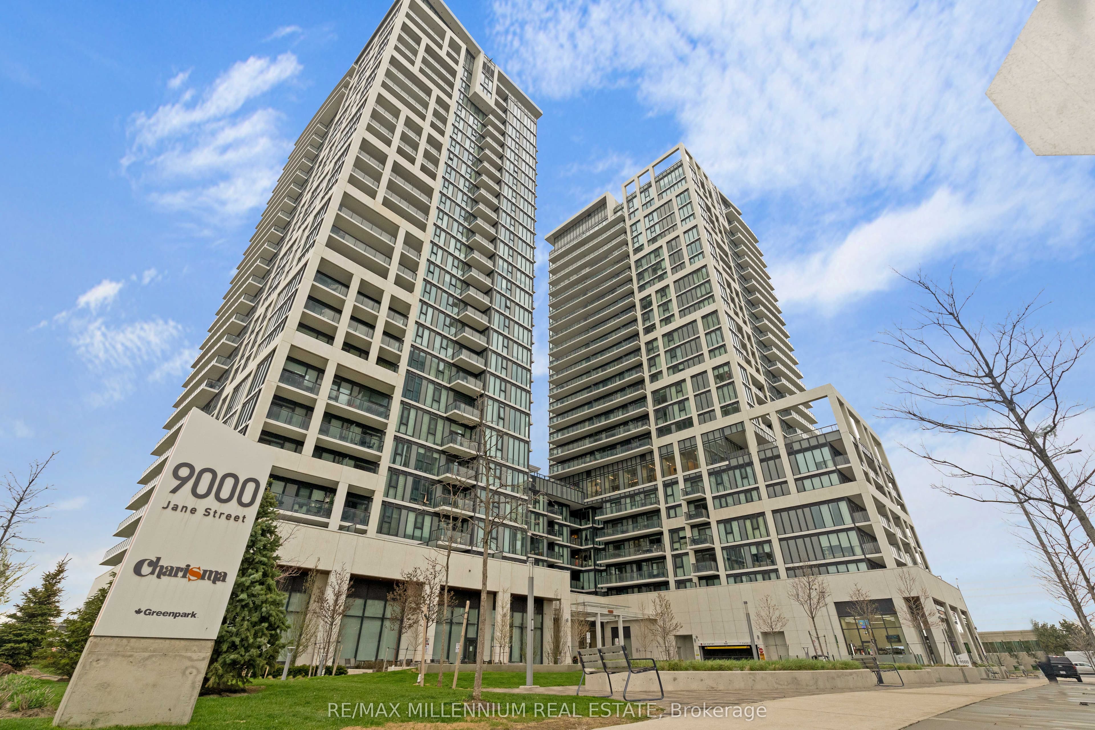 Unit 209 9000 Jane Street photo 1