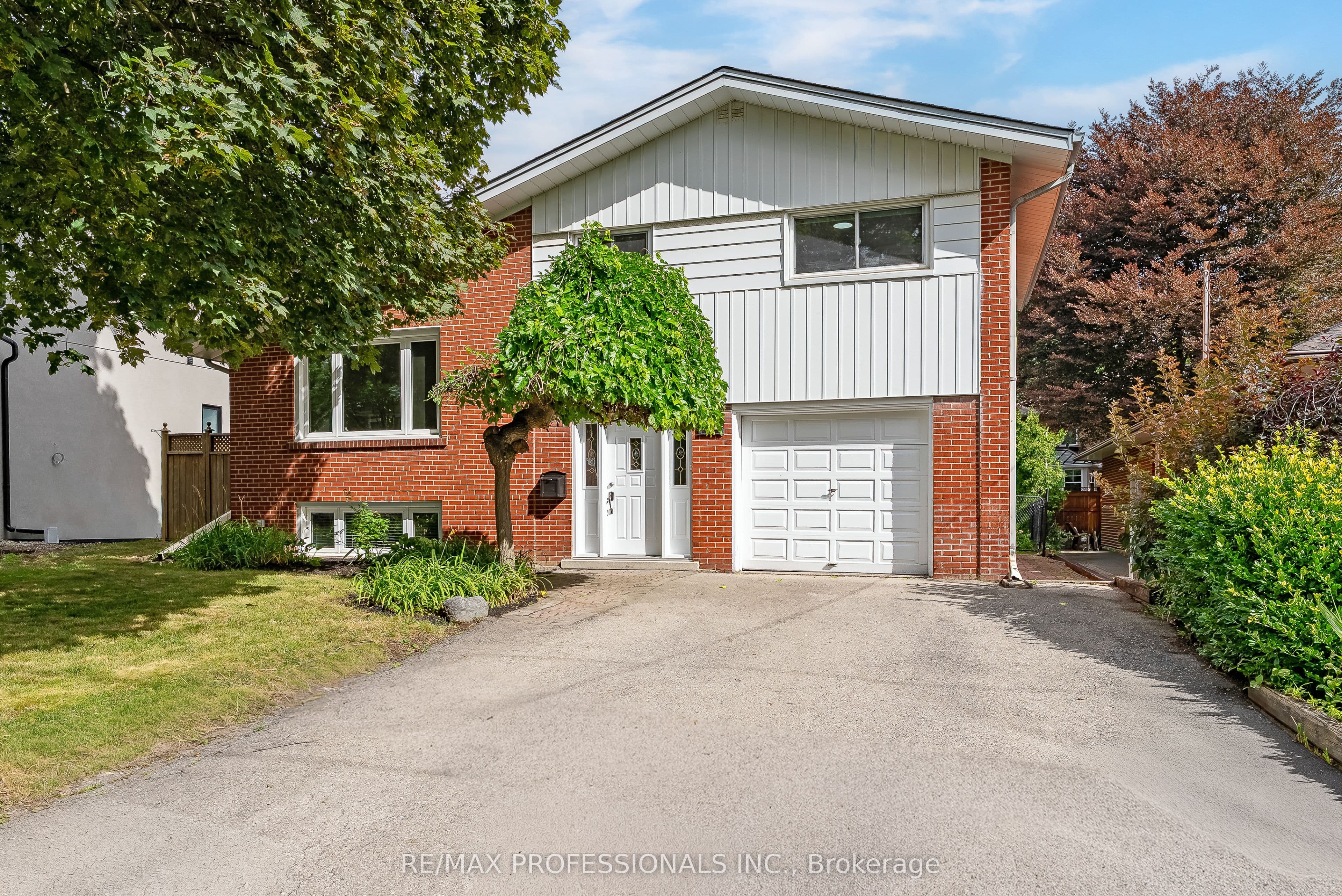89 Glen Agar Drive photo 1
