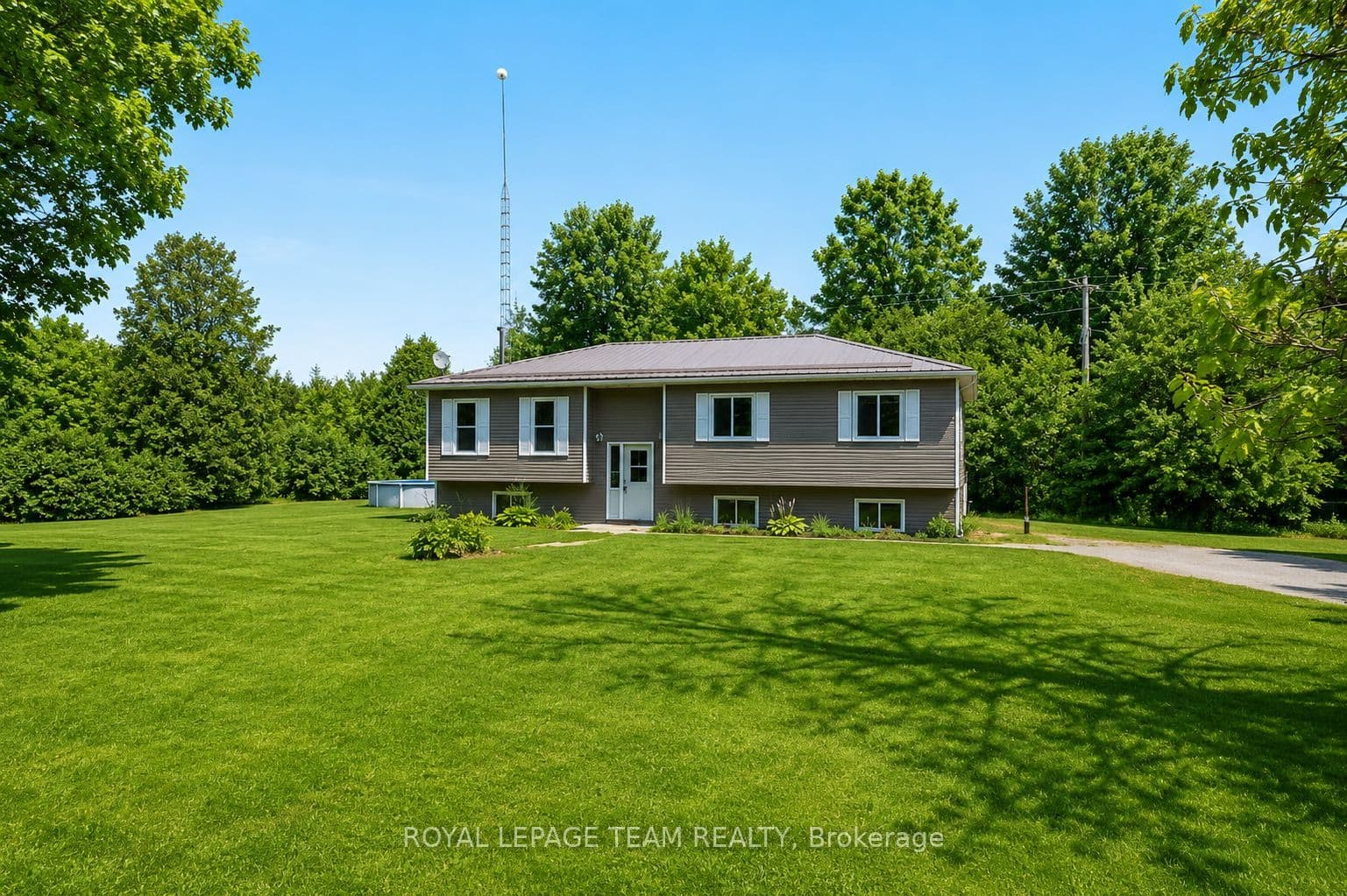 8133 County Rd 44 Road photo 1