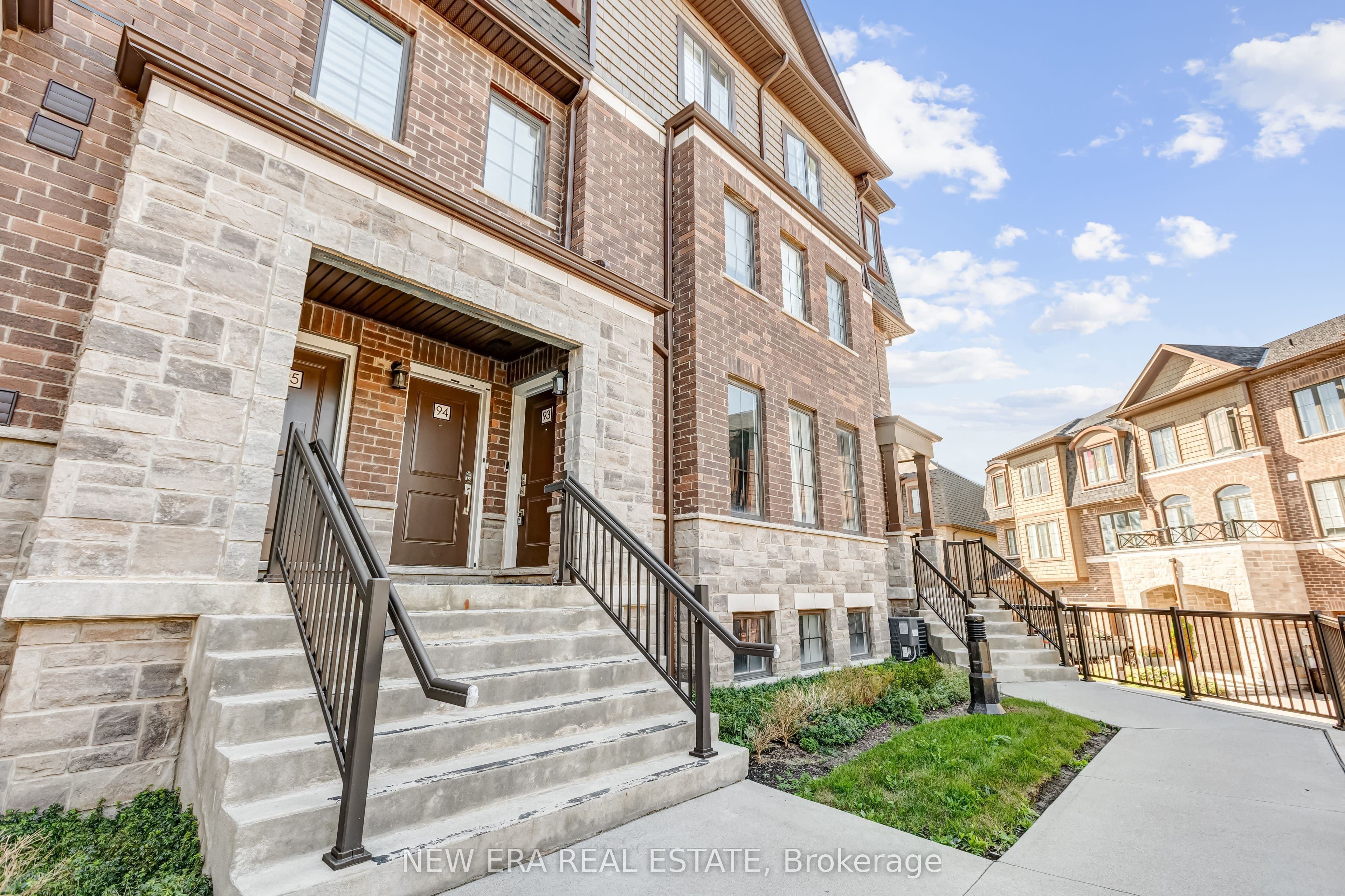 Unit 94 445 Ontario Street photo 1