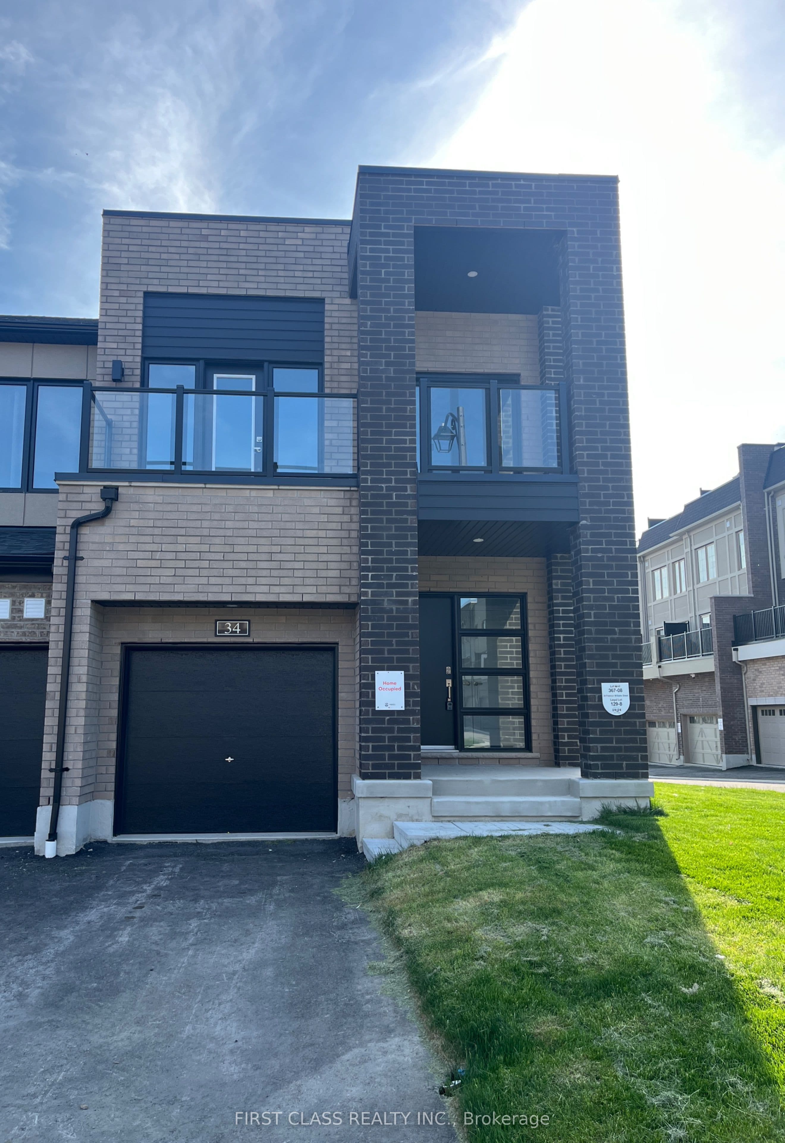34 Freeman Williams Street photo 1