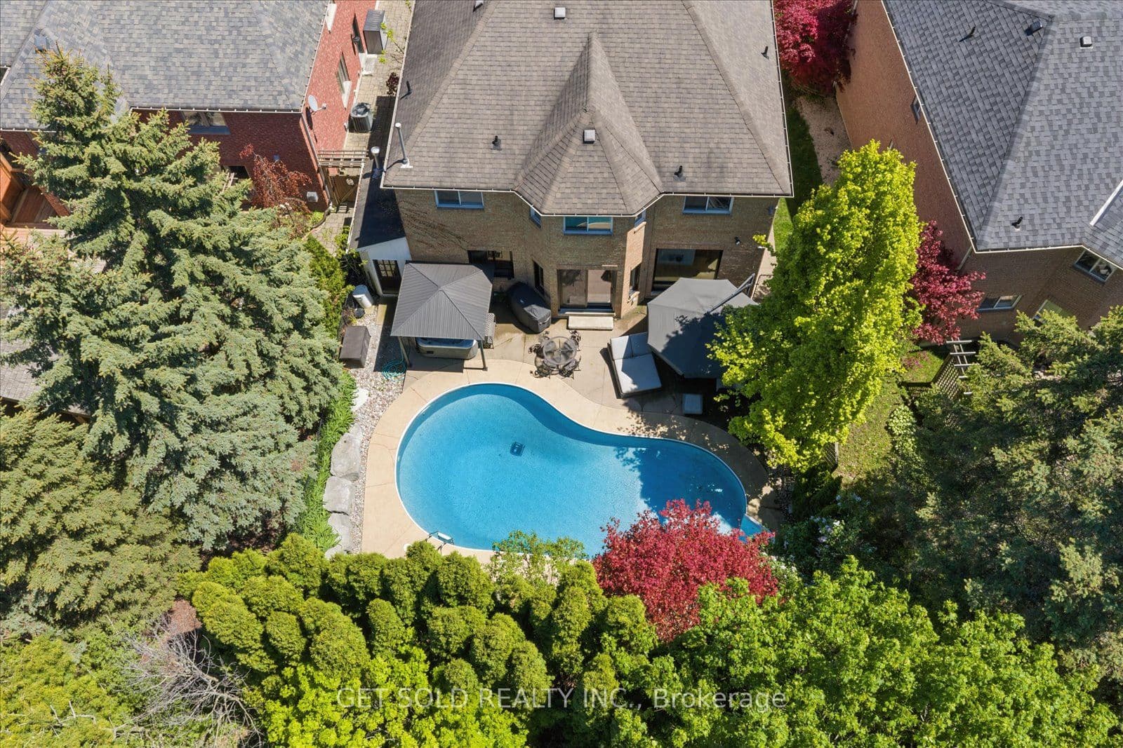 64 Spence Drive photo 1