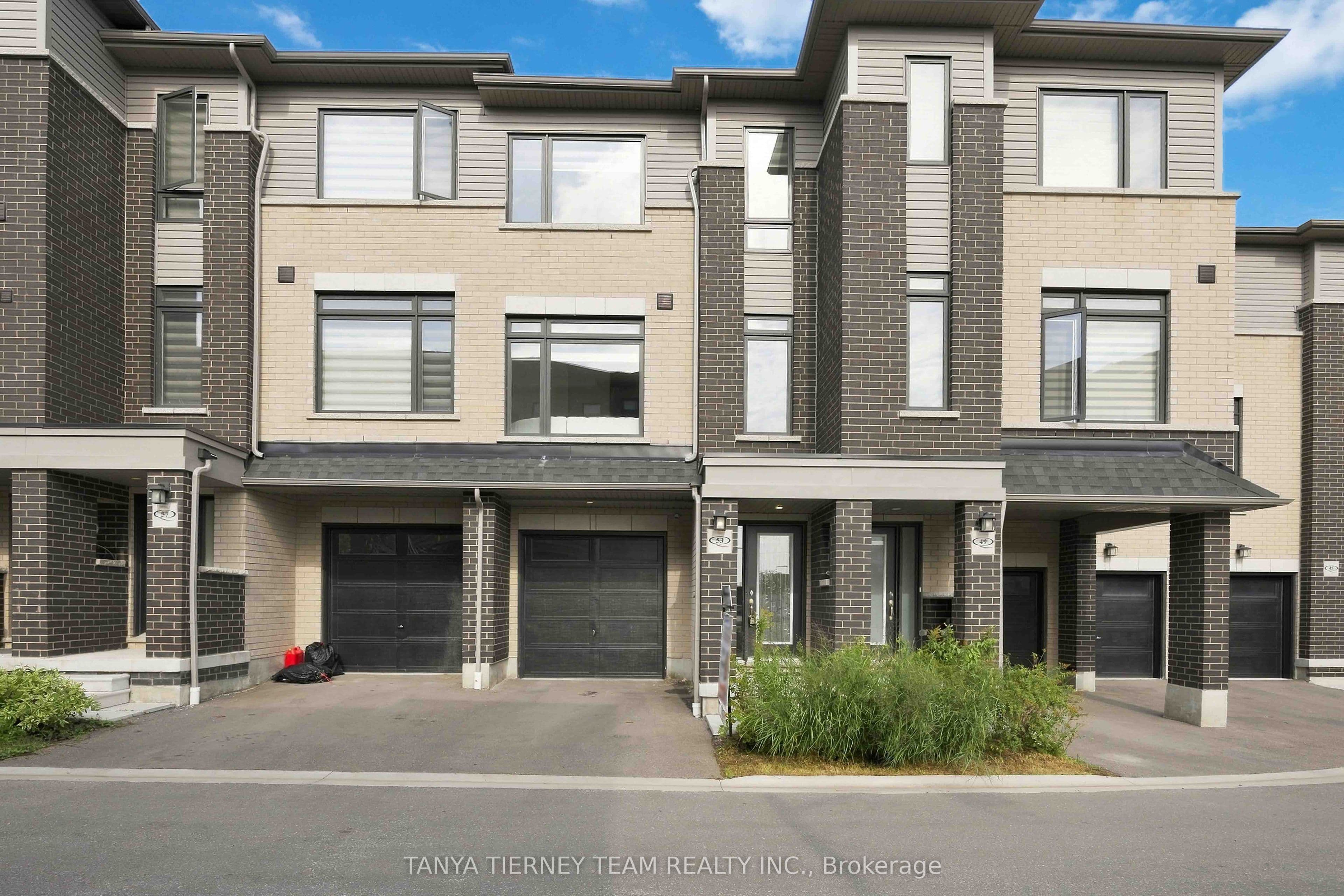 53 Emmas Way photo 1