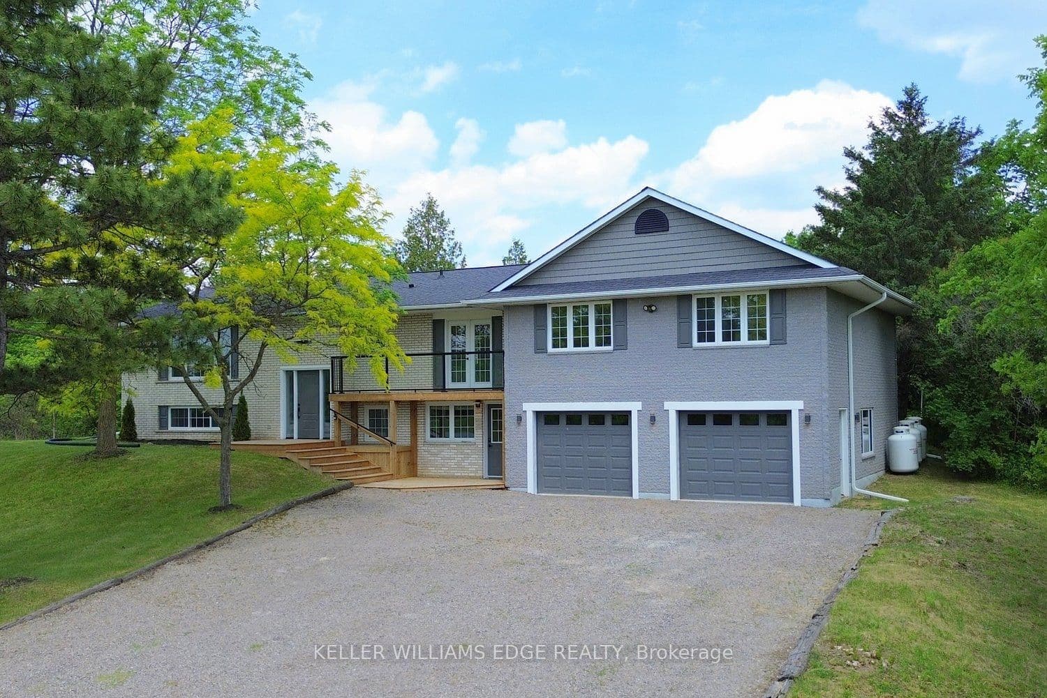 1837 6th Con Road photo 1
