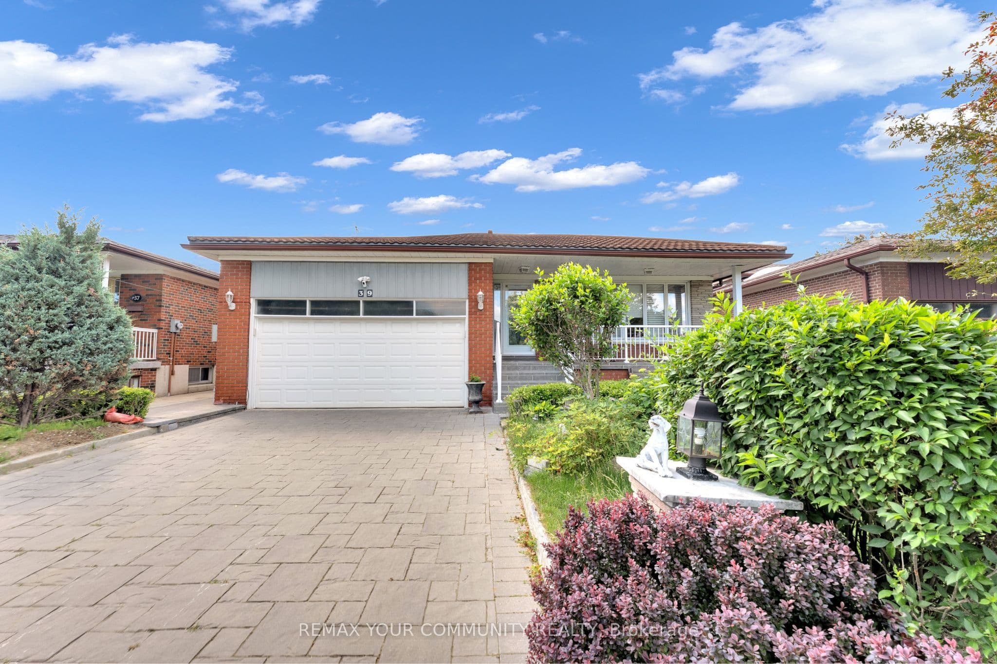 Unit BSMT 39 Veerland Drive photo 1
