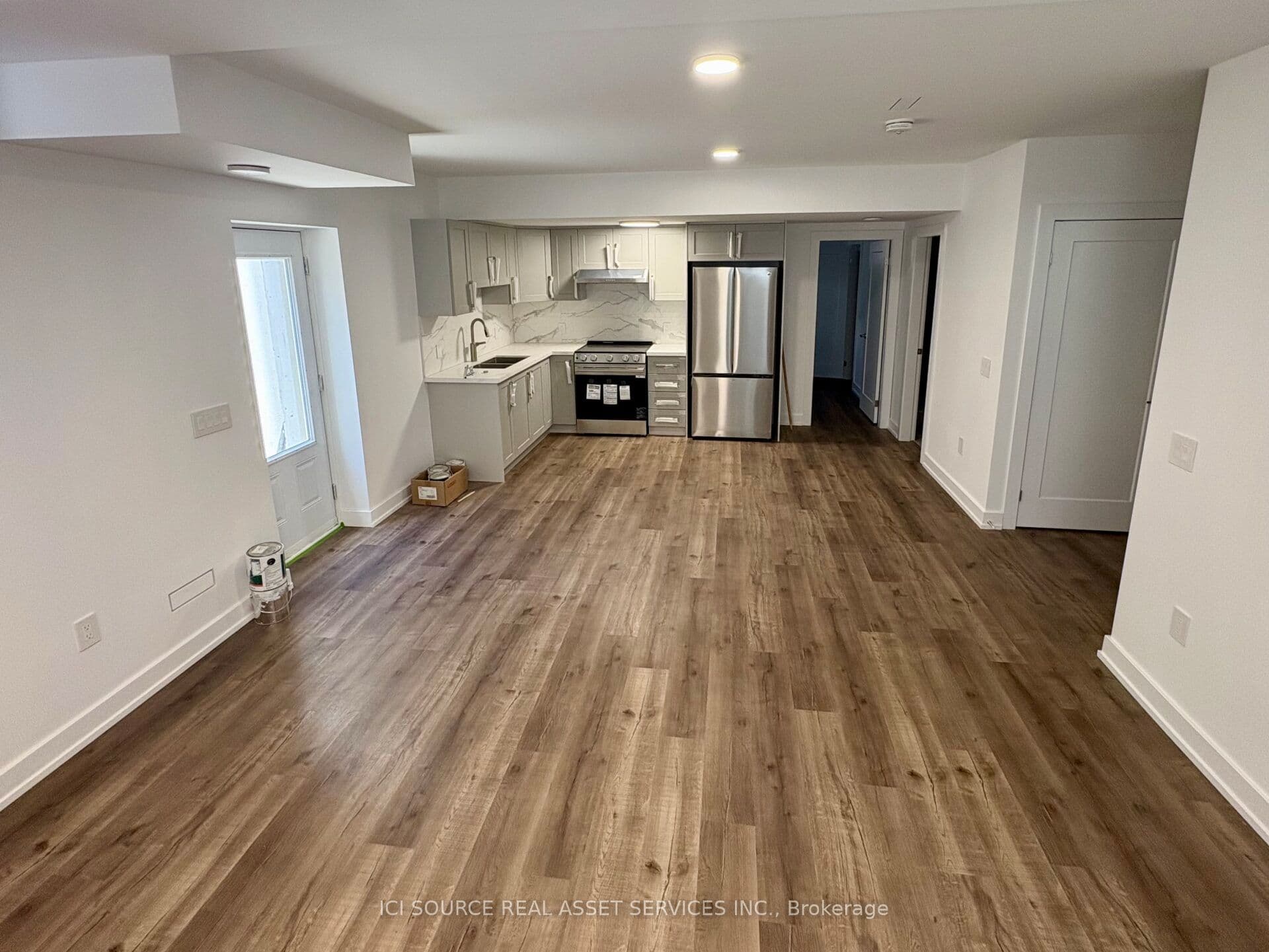 Unit Basement 8 Redkey Drive photo 1