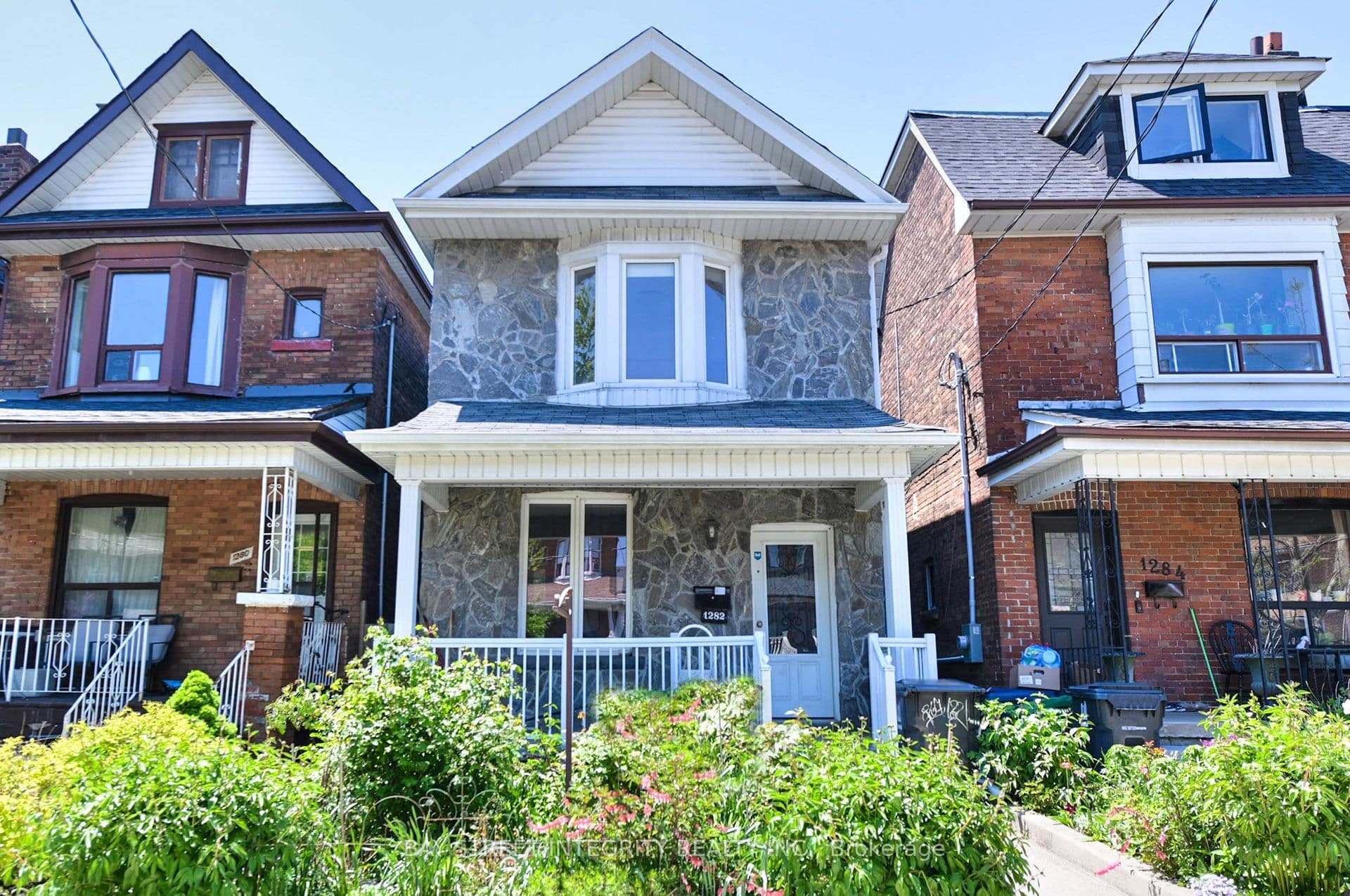 1282 Lansdowne Avenue photo 1