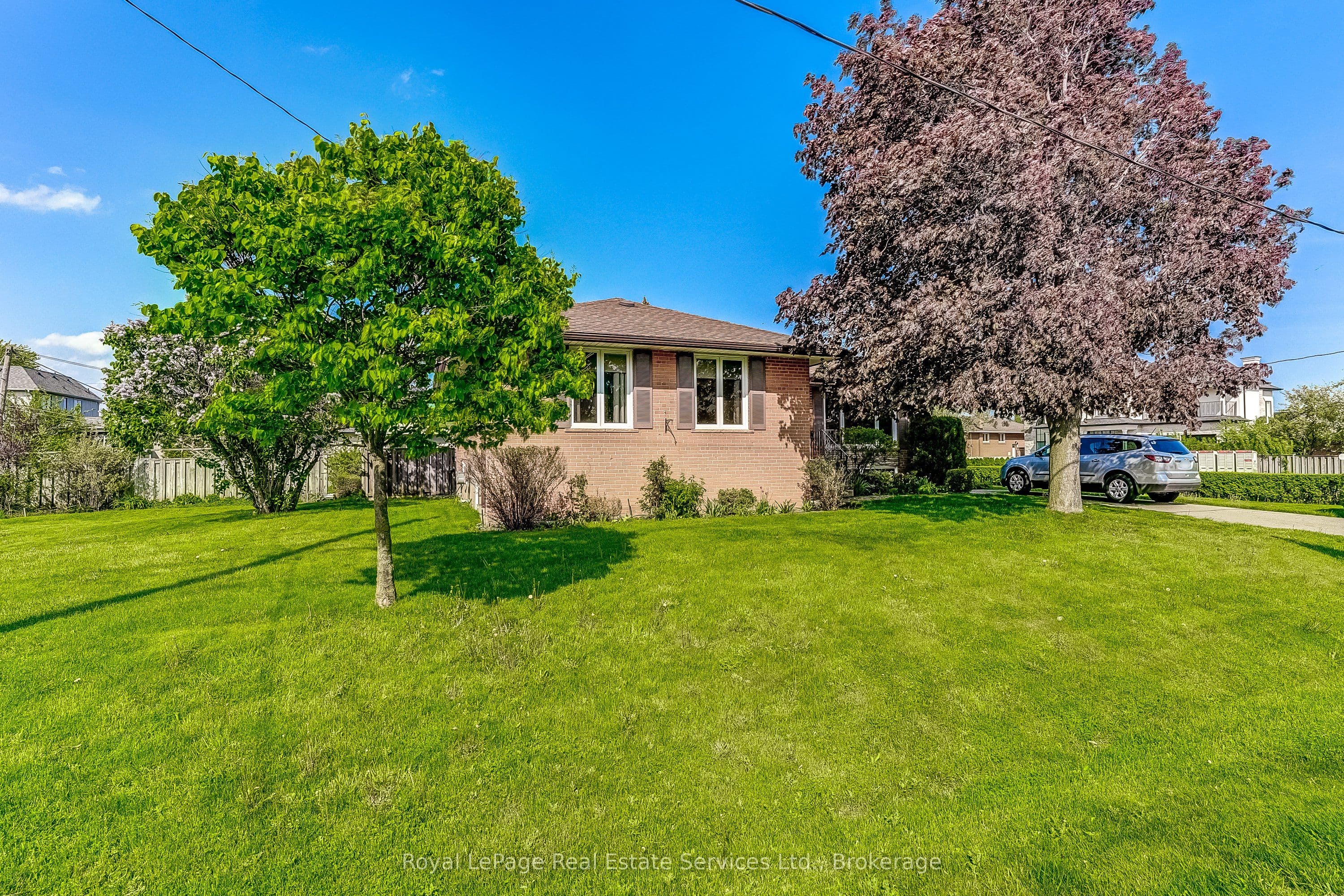 339 Weighton Drive photo 1