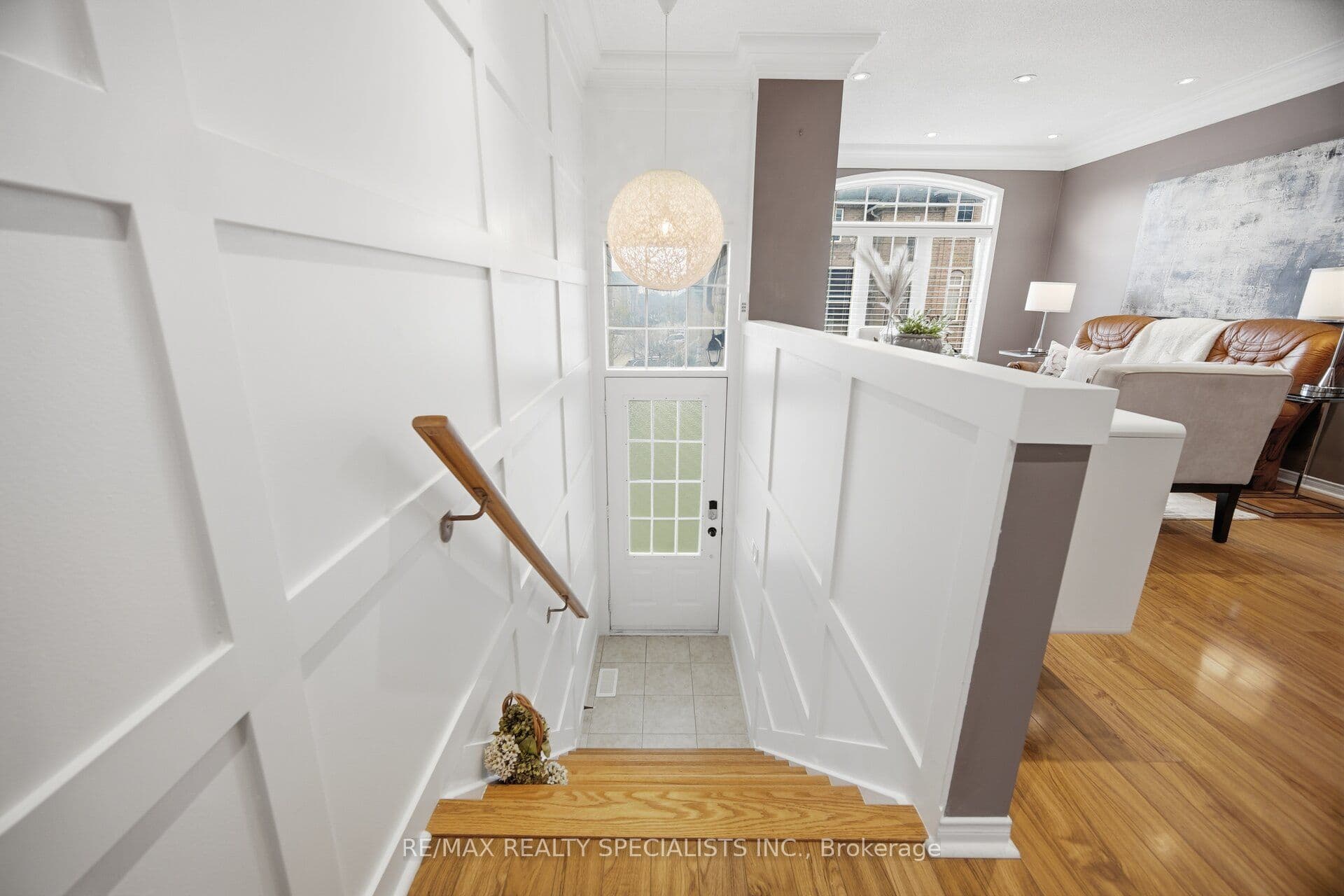 3378 Redpath Circle photo 1
