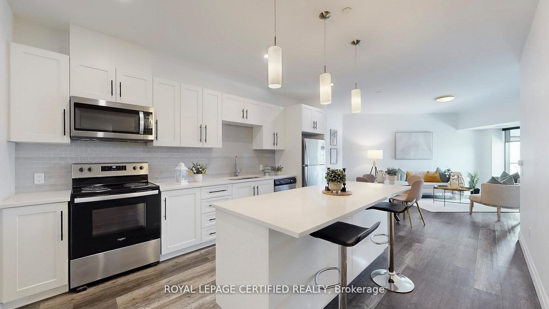 Unit 411 332 Gosling Gardens photo 1