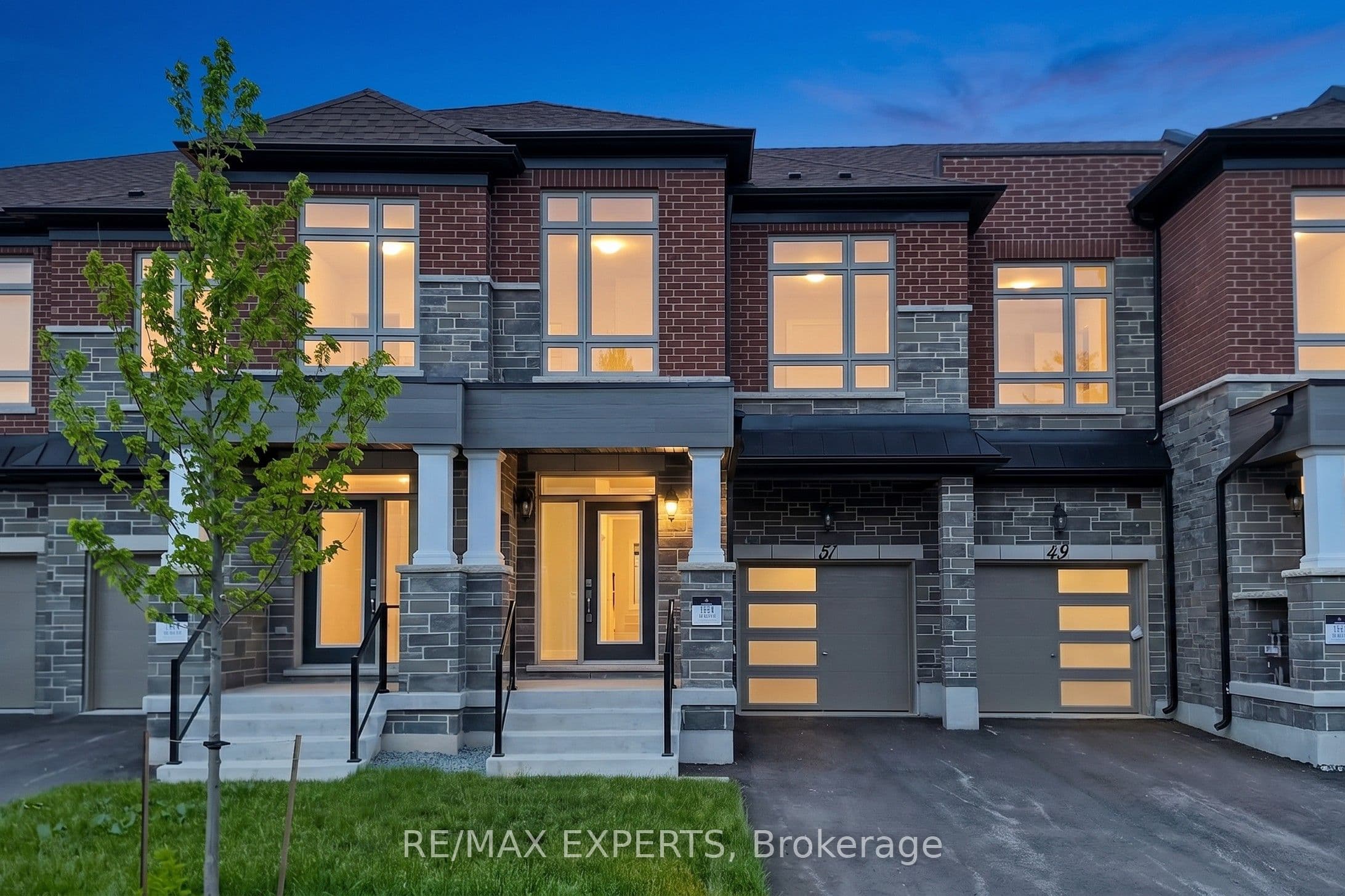 51 Schmeltzer Crescent photo 1