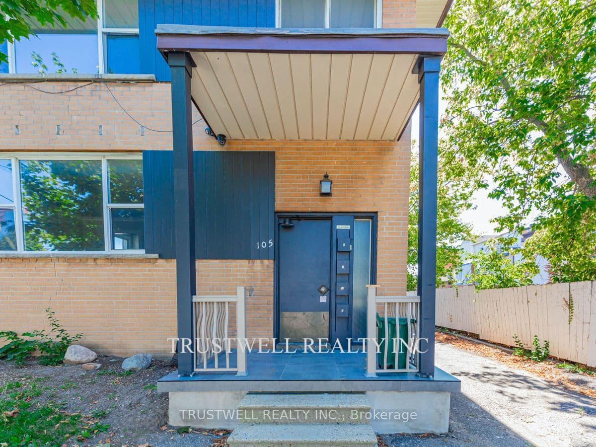 Unit 3 105 Mary Street photo 1