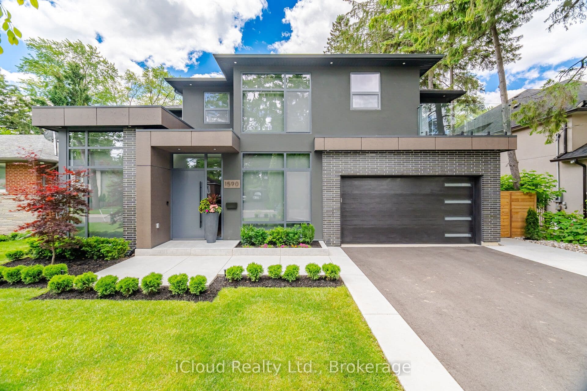 1590 Kenmuir Avenue photo 1