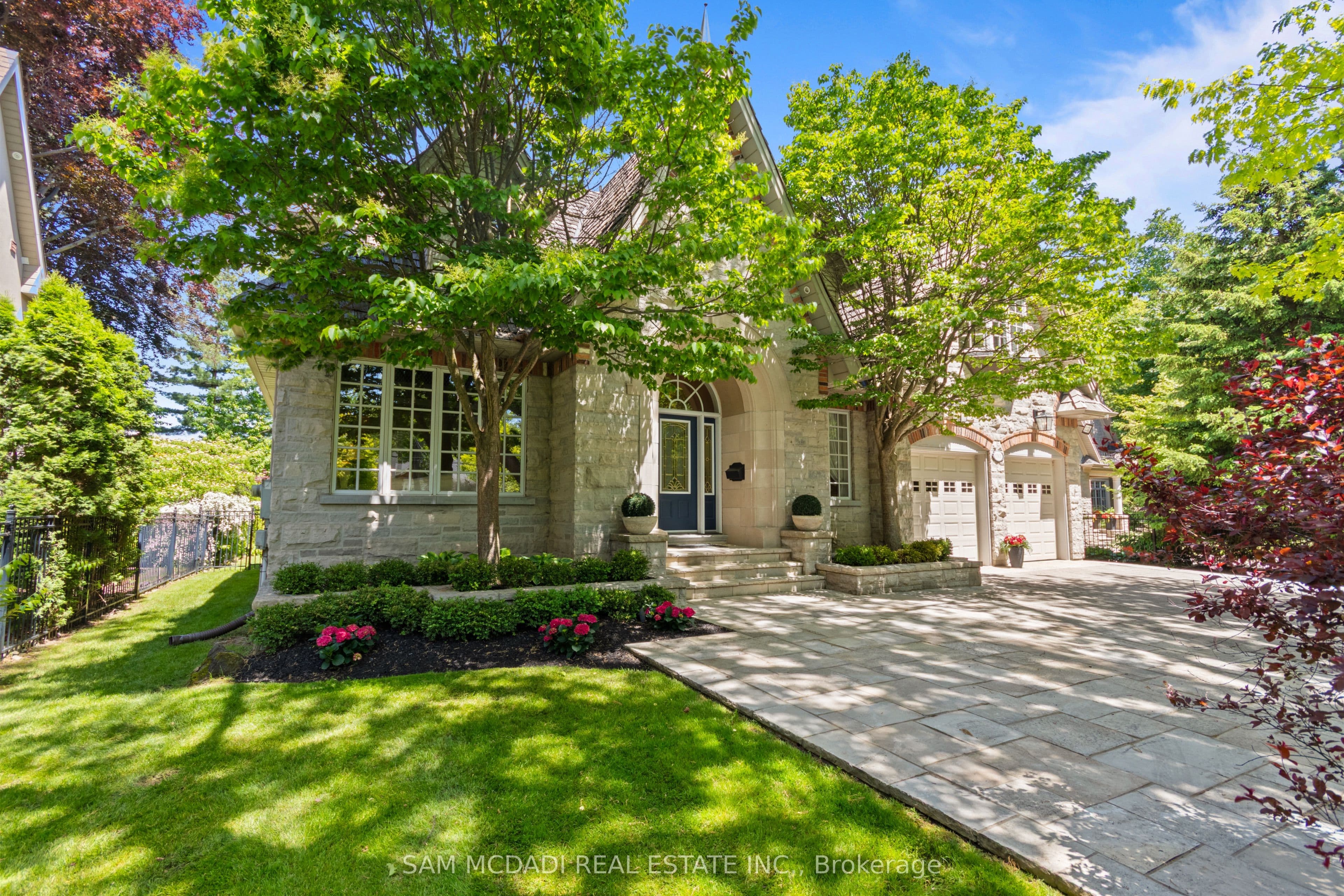 1301 Mississauga Road photo 1