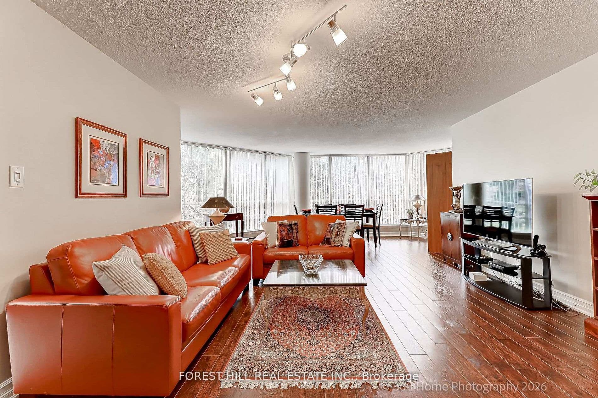 Unit 204 45 Kingsbridge Garden Circle photo 1