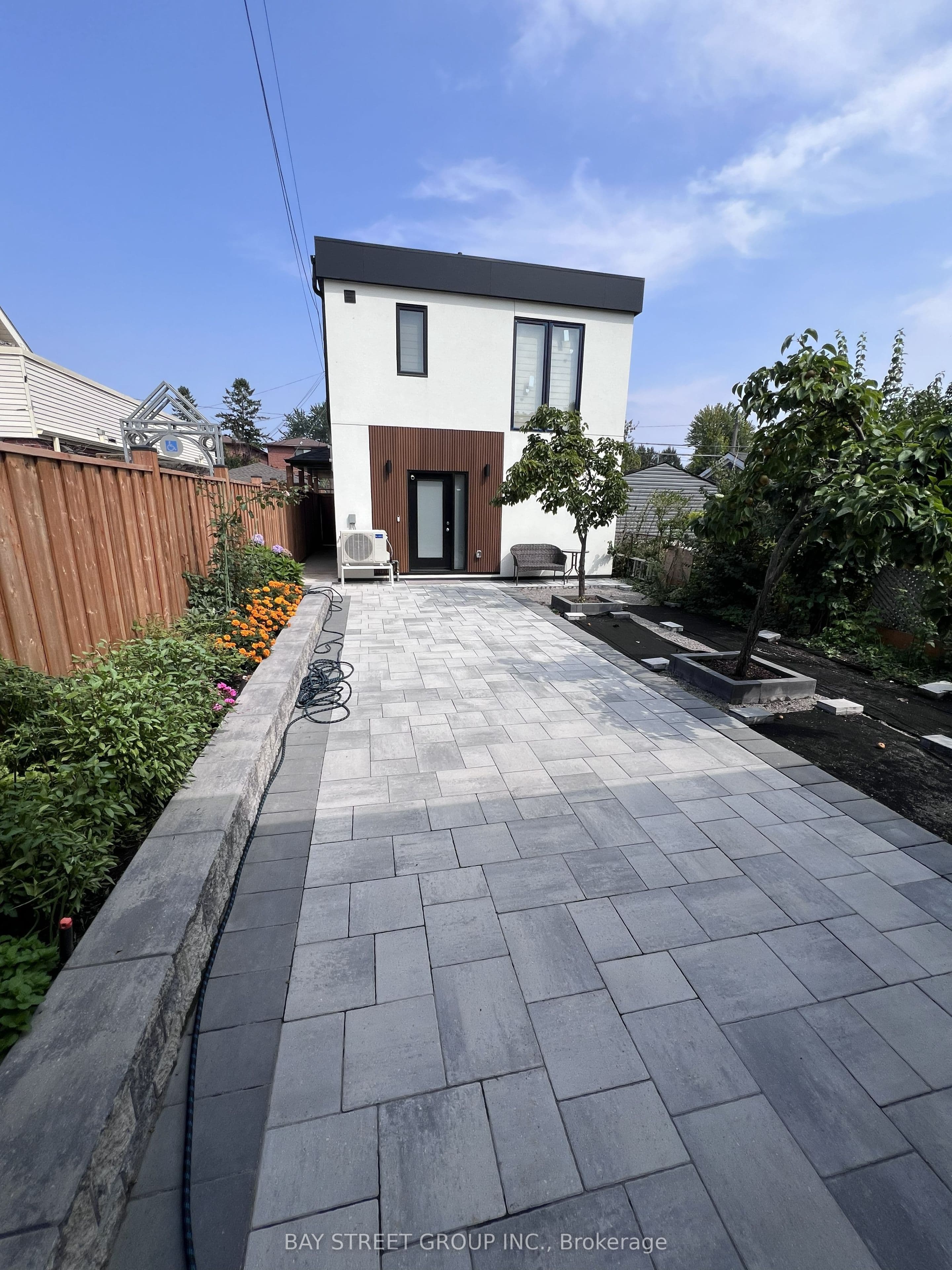 51 Batavia Avenue photo 1
