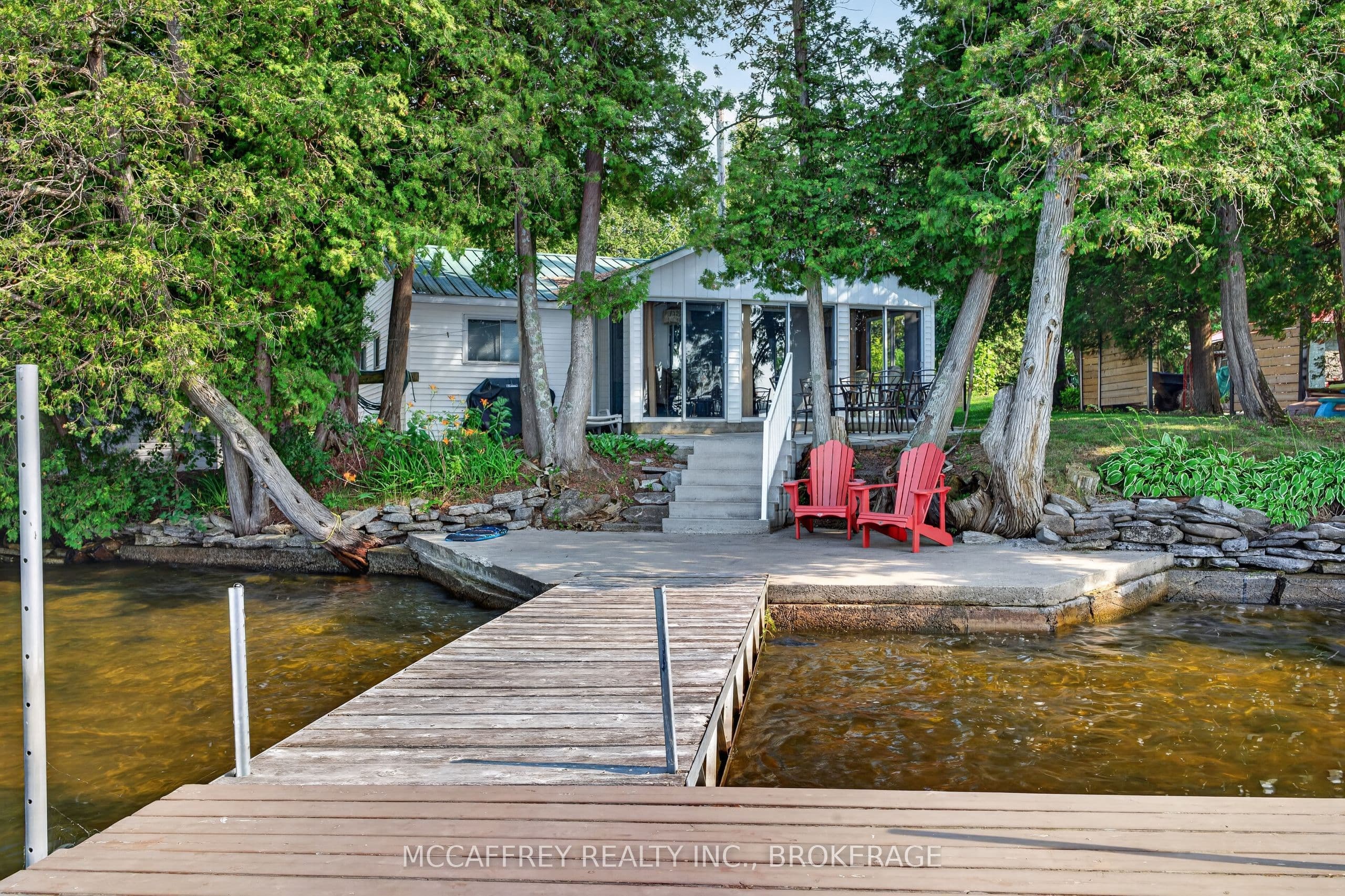 96 Islandview Lane photo 1