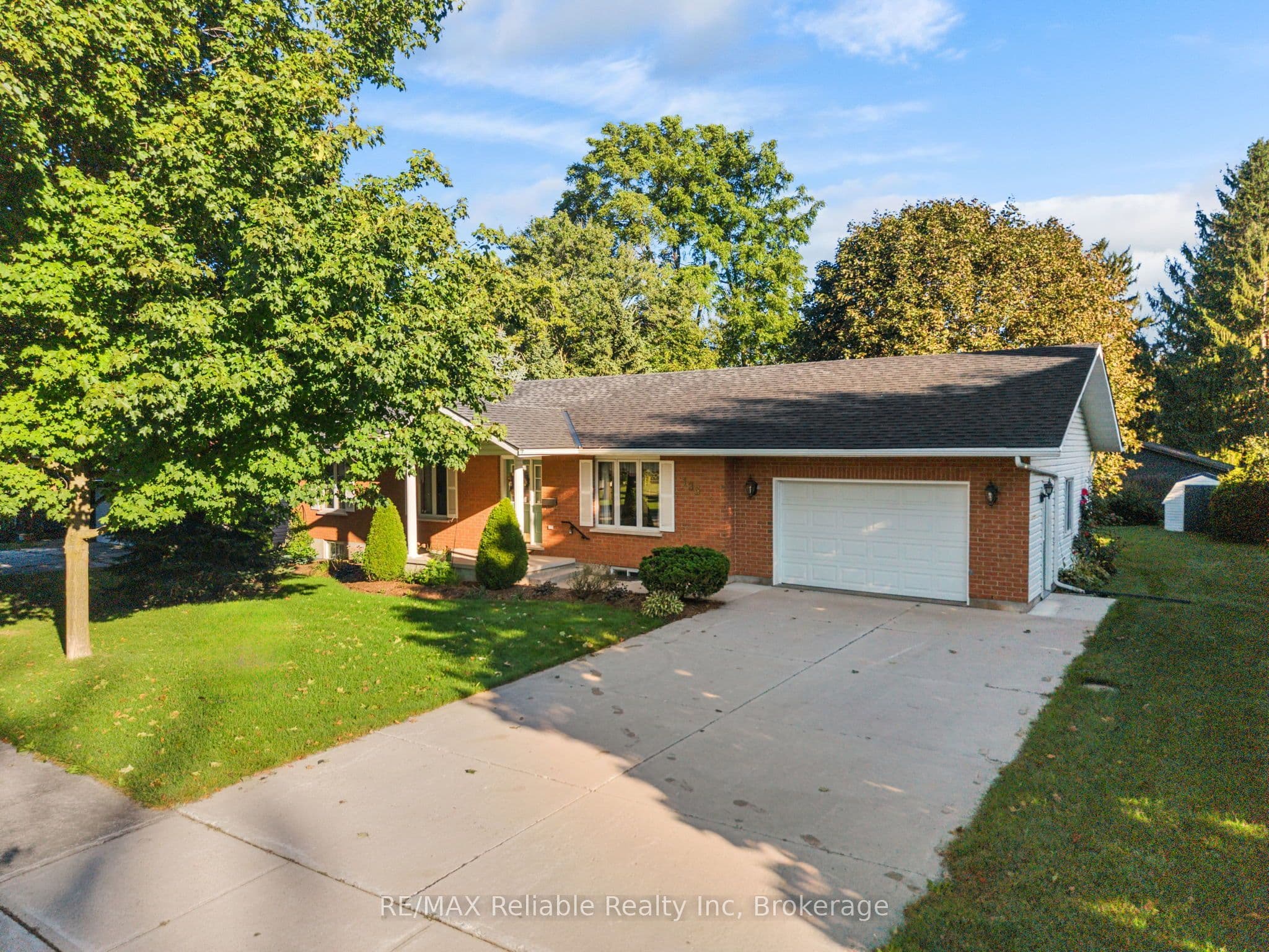 183 Spencer Street photo 1