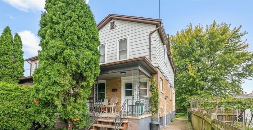 Unit Unit 2 5749 Summer Street photo 1