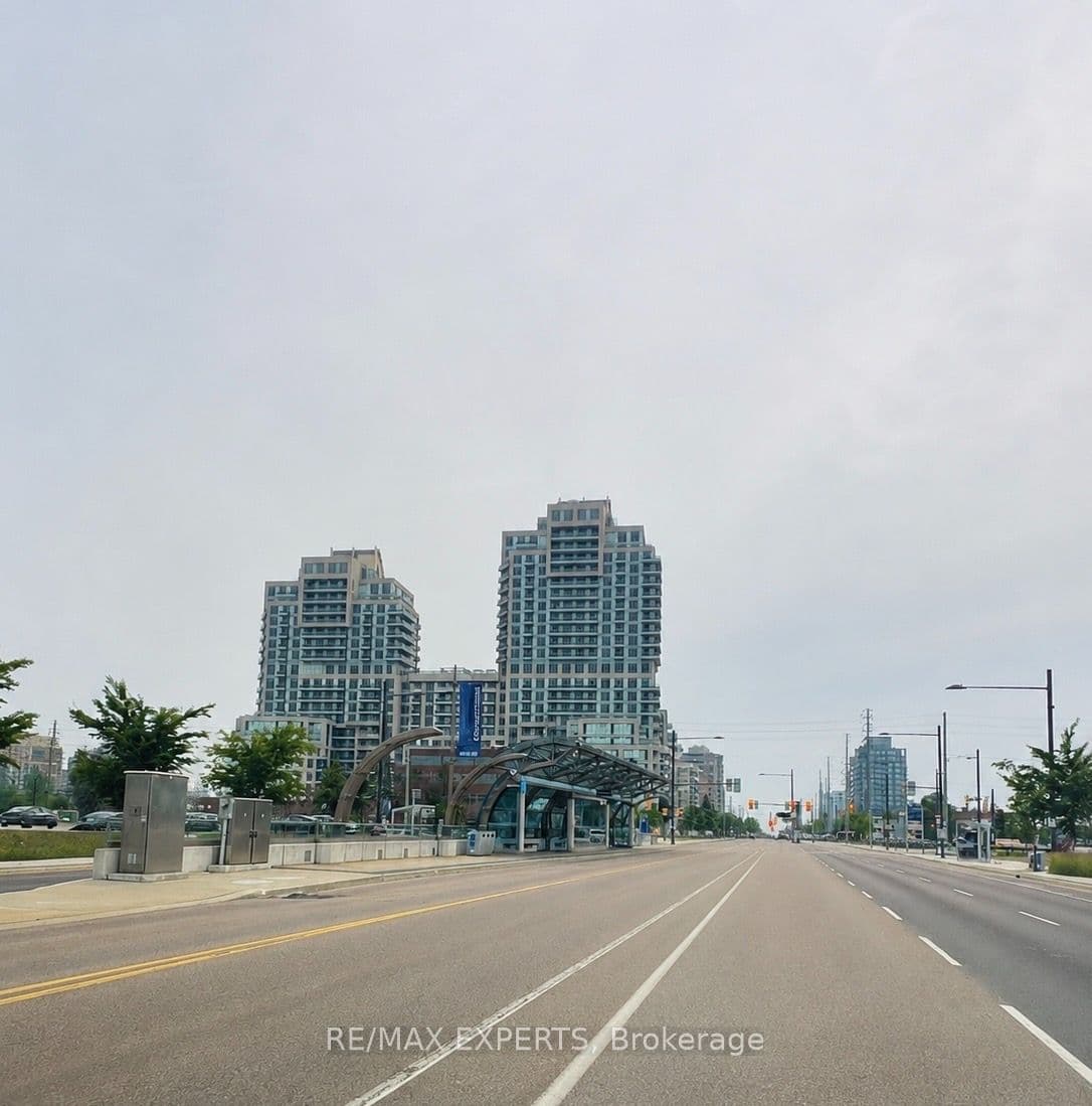 Unit 1611 9205 Yonge Street photo 1