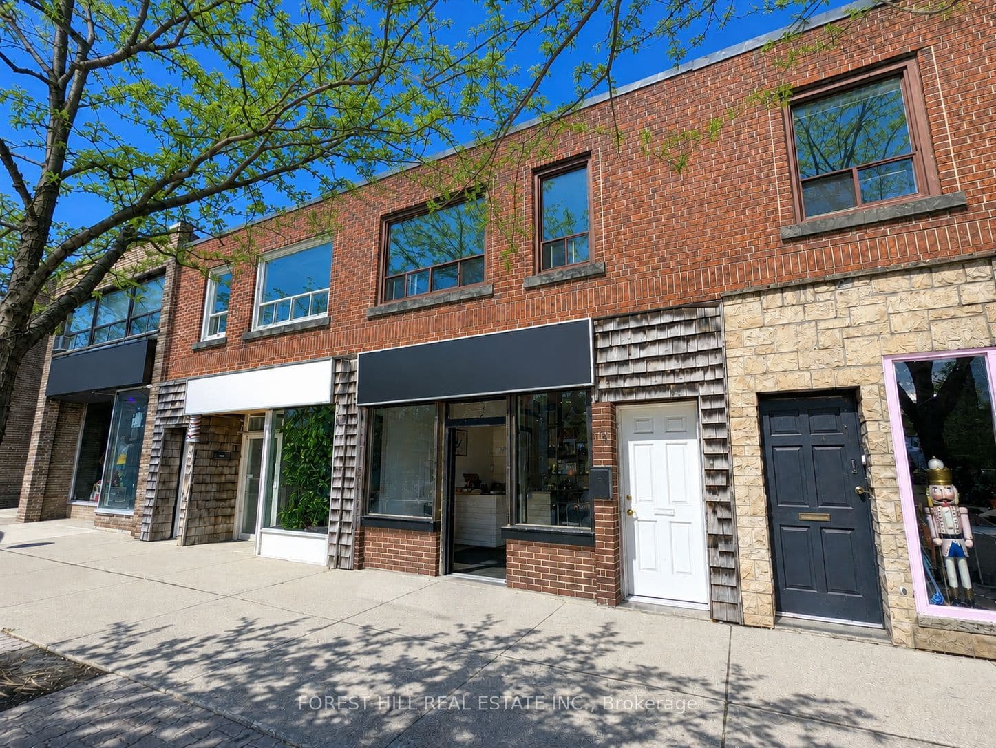 Unit 3 245 Lakeshore Road photo 1