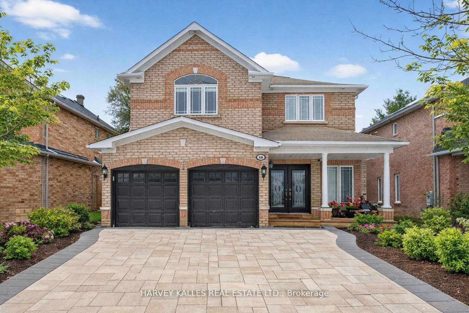 60 Wolfson Crescent photo 1
