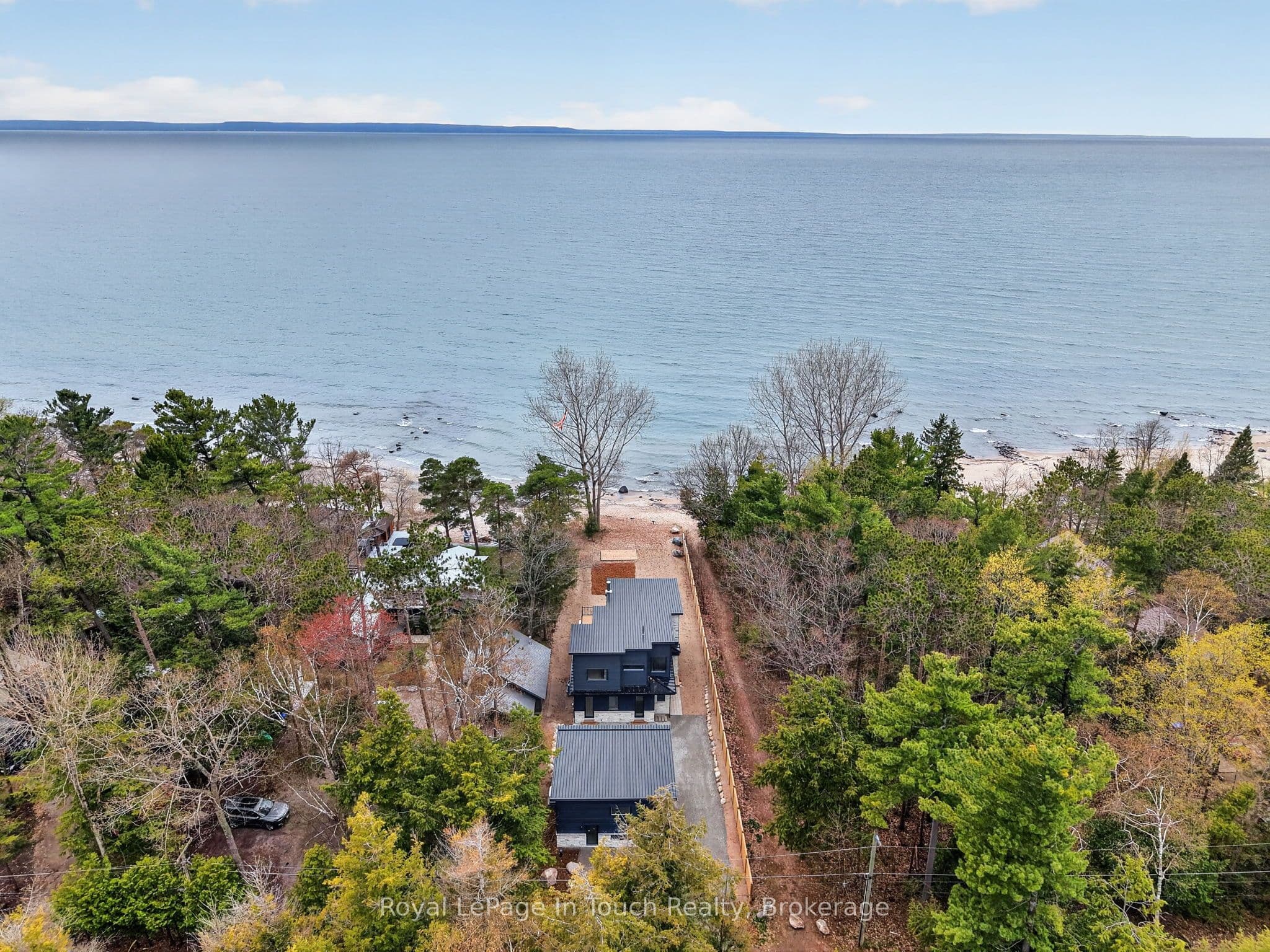 160 Tiny Beaches Road photo 1