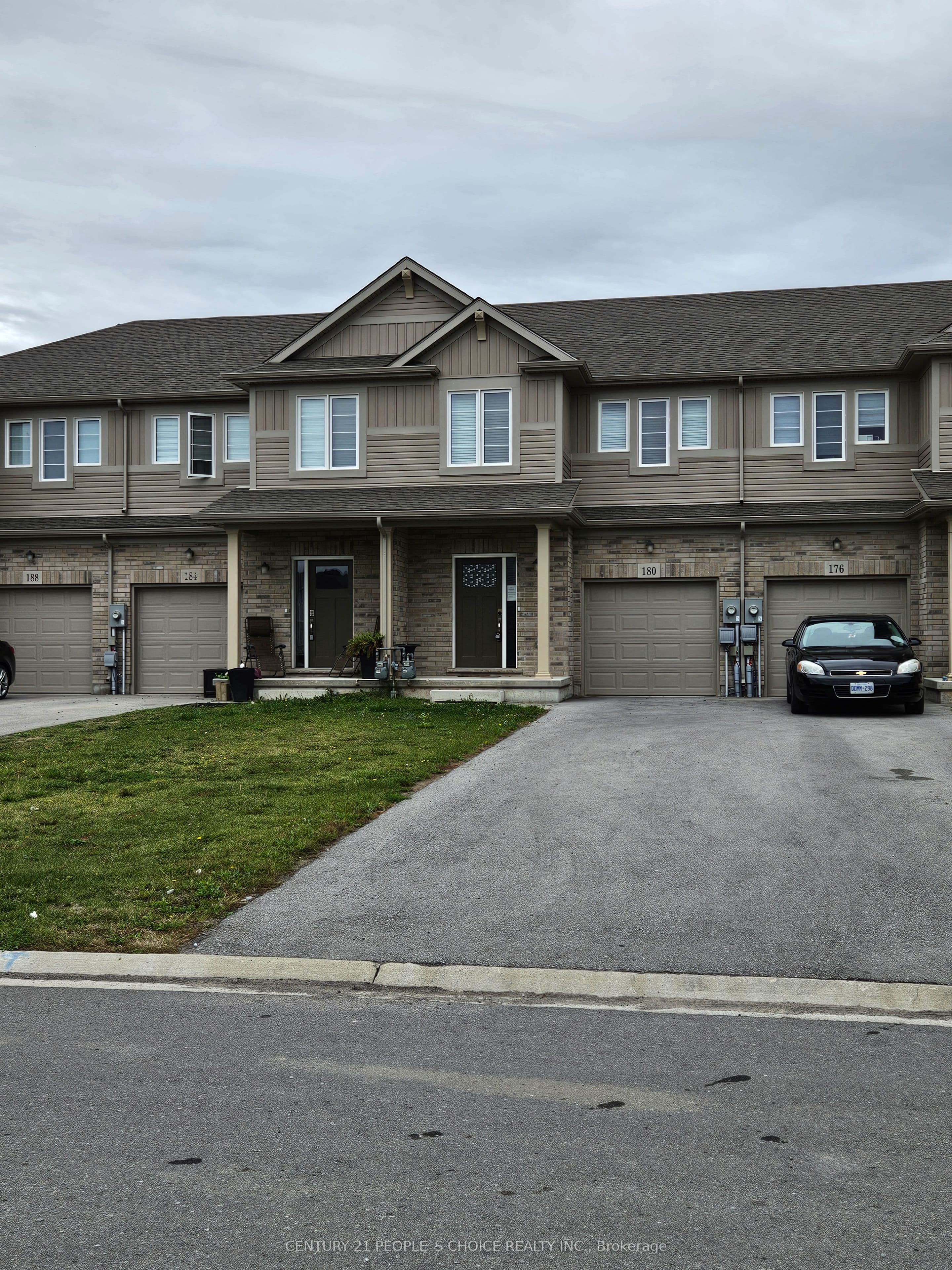 180 SUNFLOWER Place photo 1