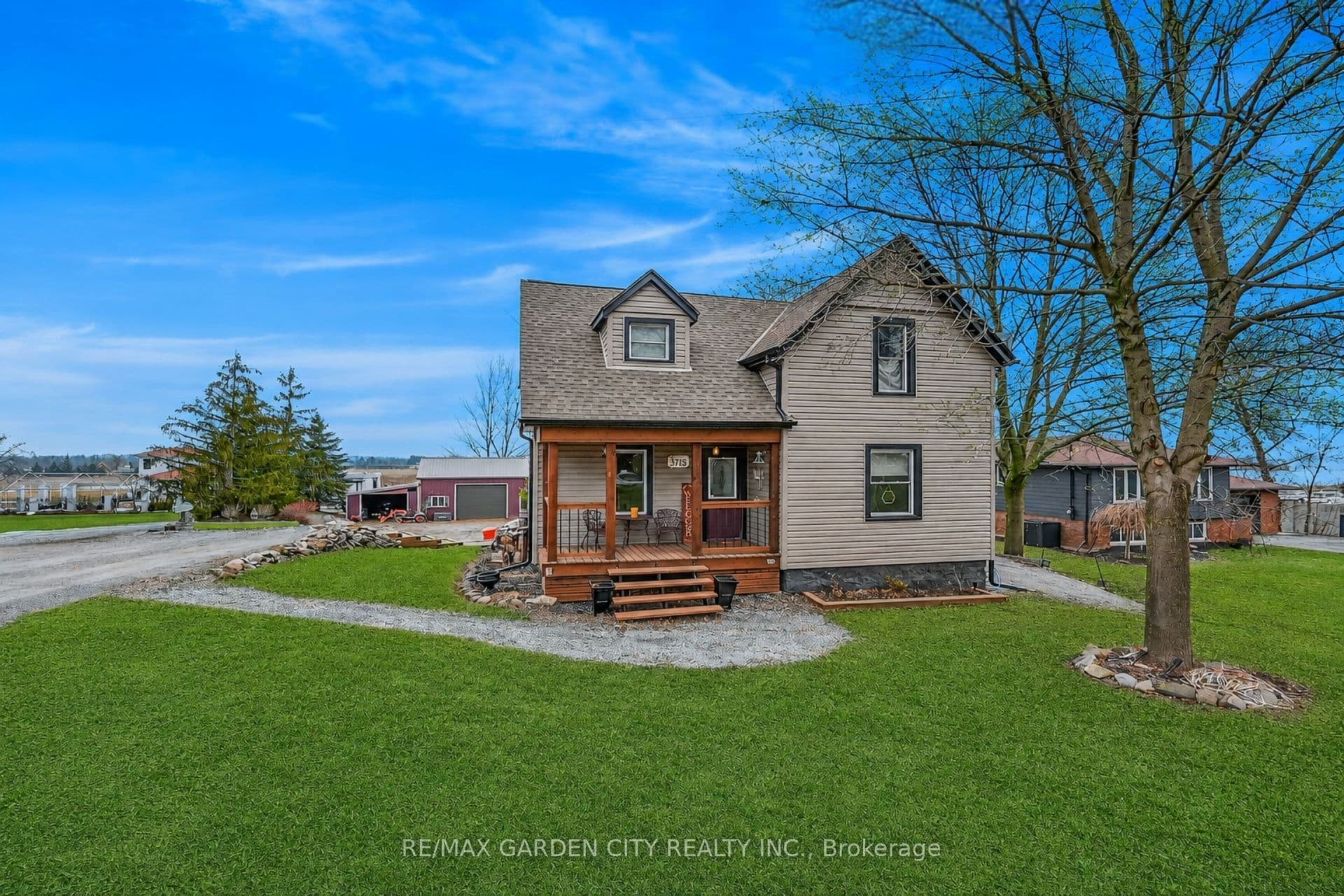 3745 King Street photo 1
