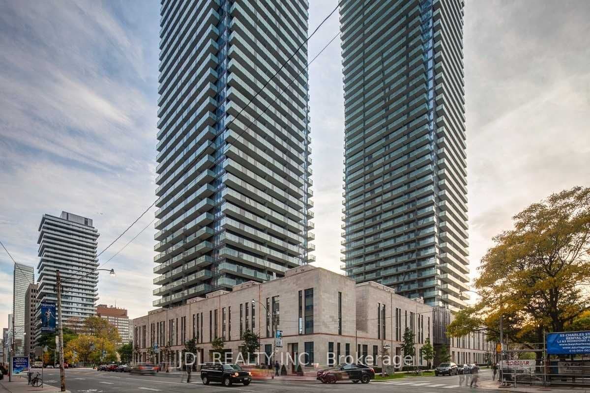 Unit 3107 1080 Bay Street photo 1