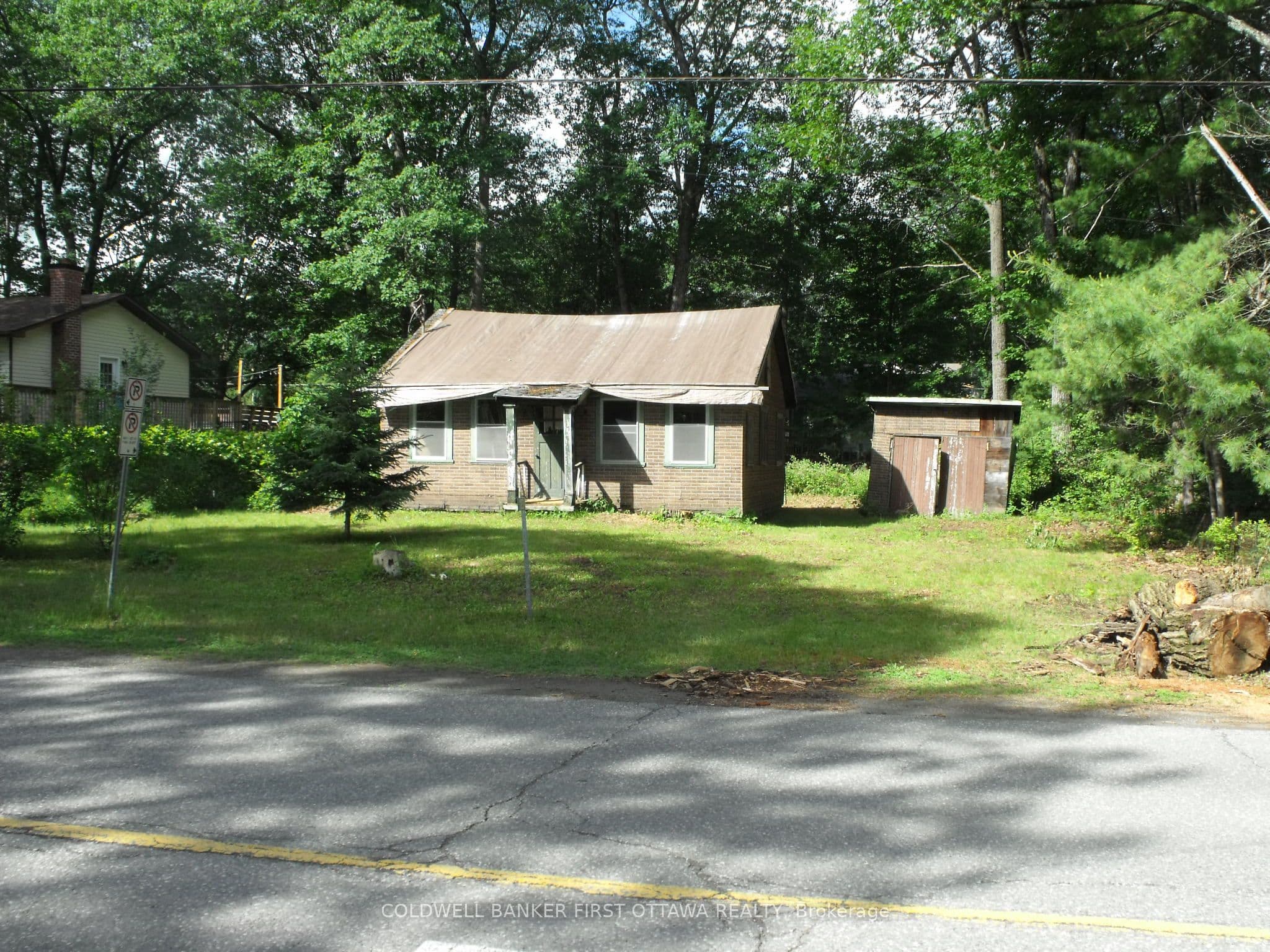 123 Bayview Drive photo 1