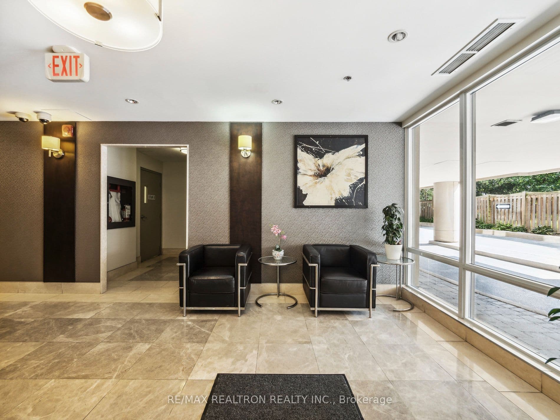 Unit 605 801 Sheppard Avenue photo 1