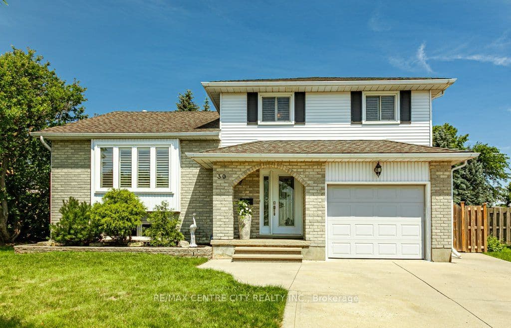 39 Bonnybank Court photo 1