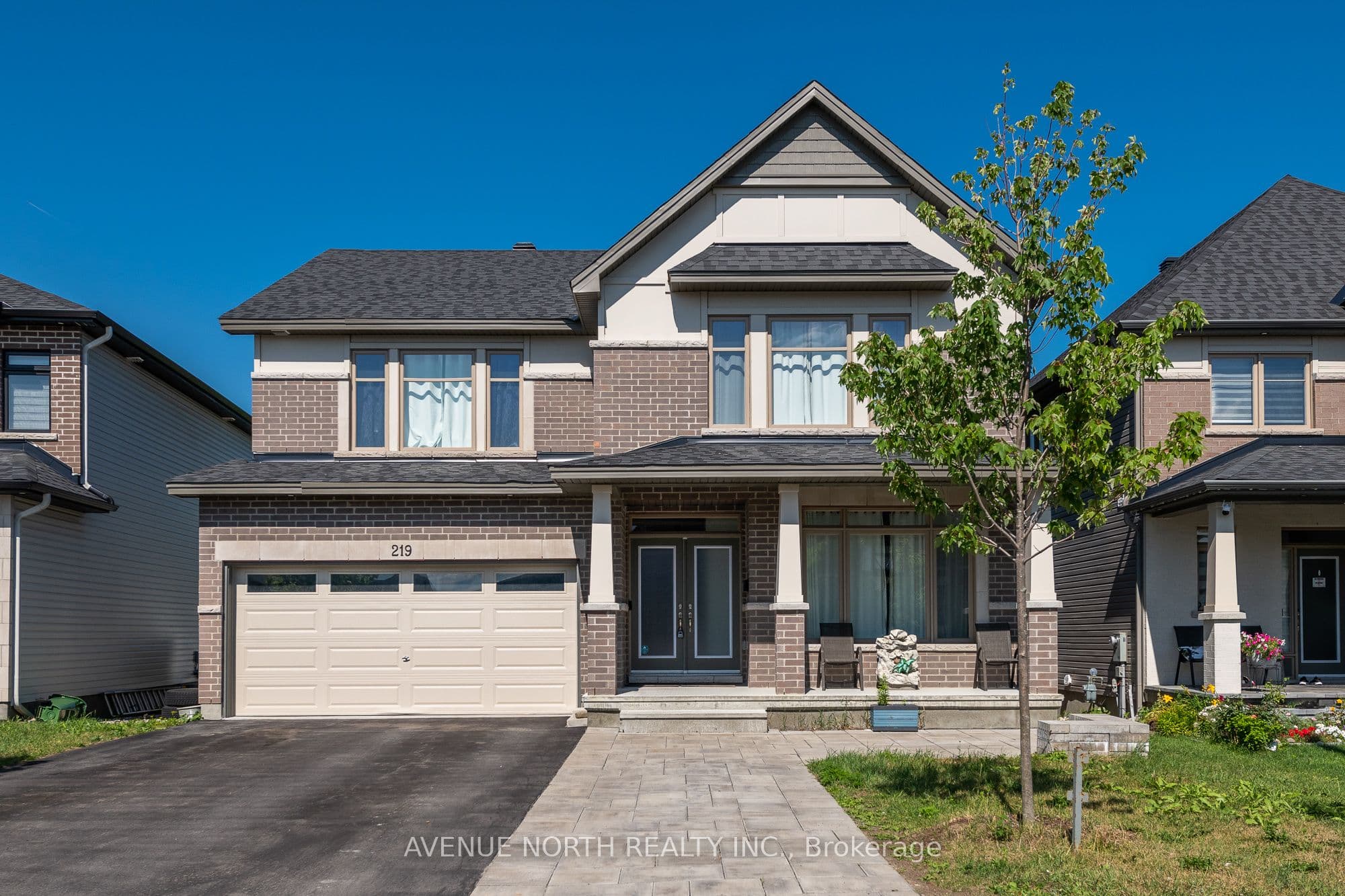 219 Reisling Way photo 1