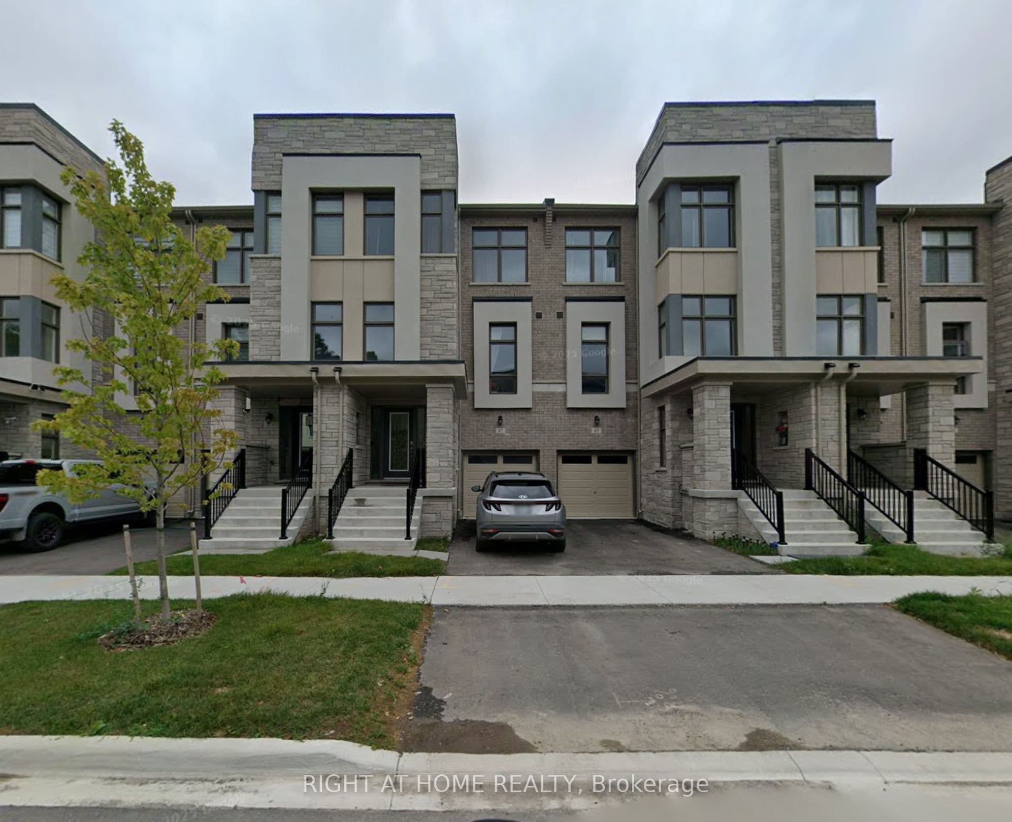 67 Puisaya Drive photo 1