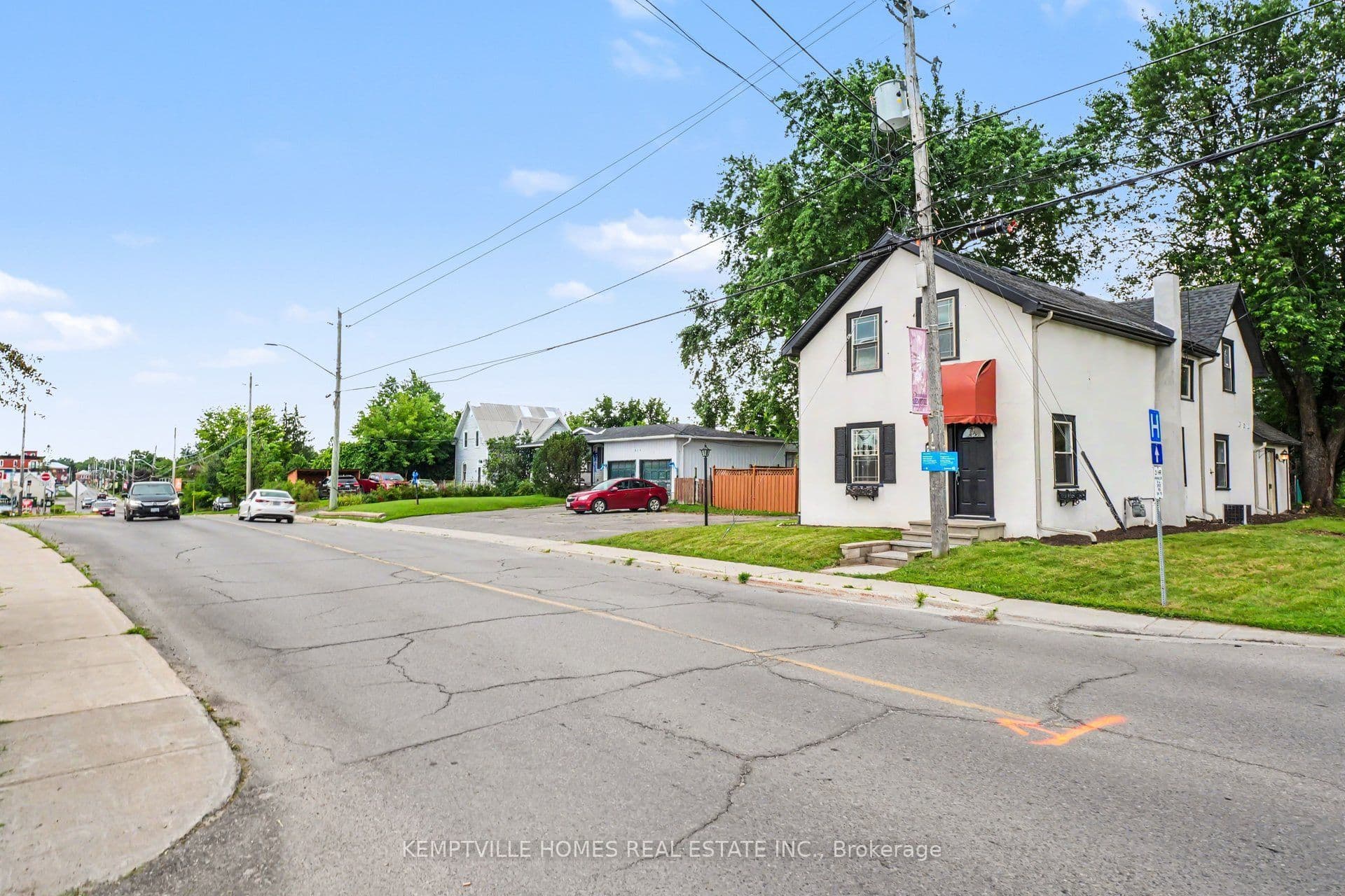 616 RIDEAU Street photo 1