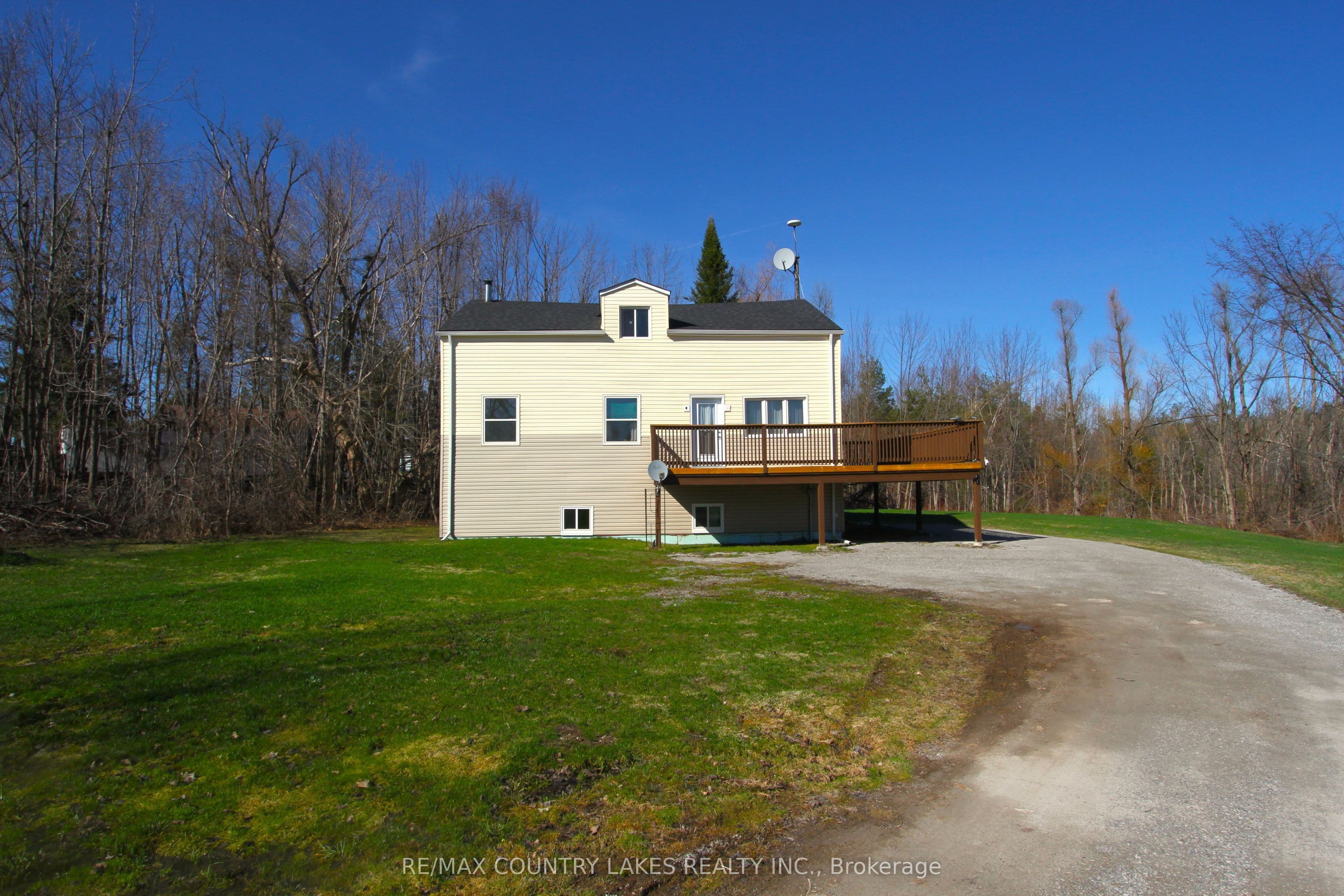 1768 Kirkfield Road photo 1