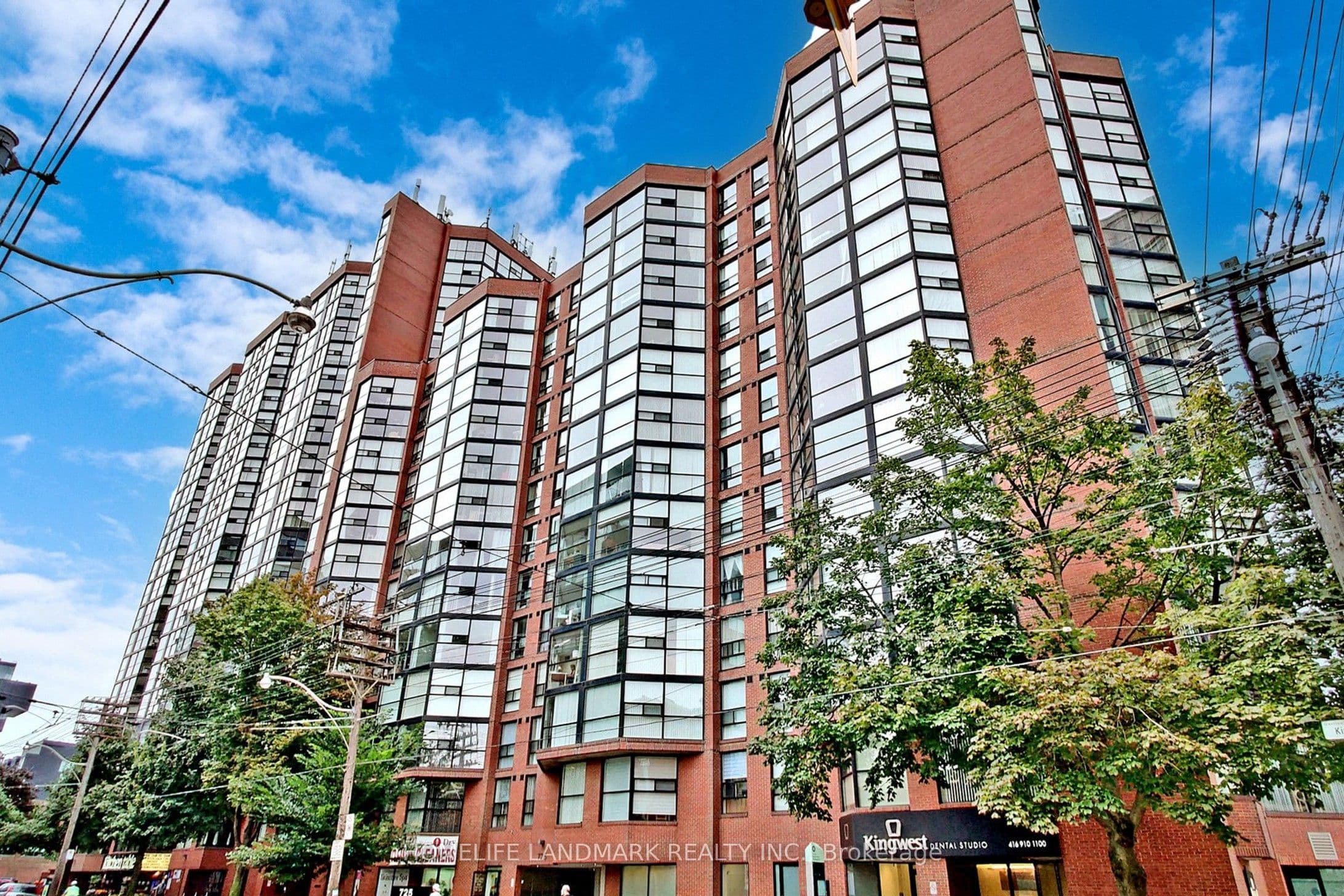 Unit 1015 705 King Street photo 1