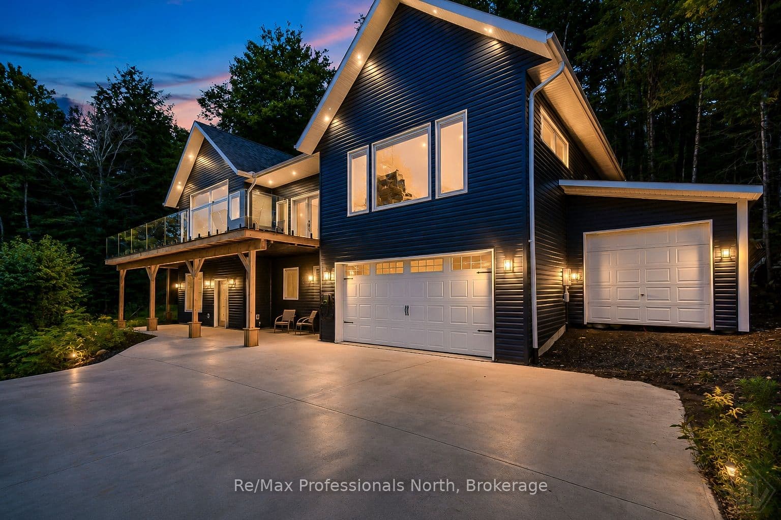 1420 Echo Lake Road photo 1