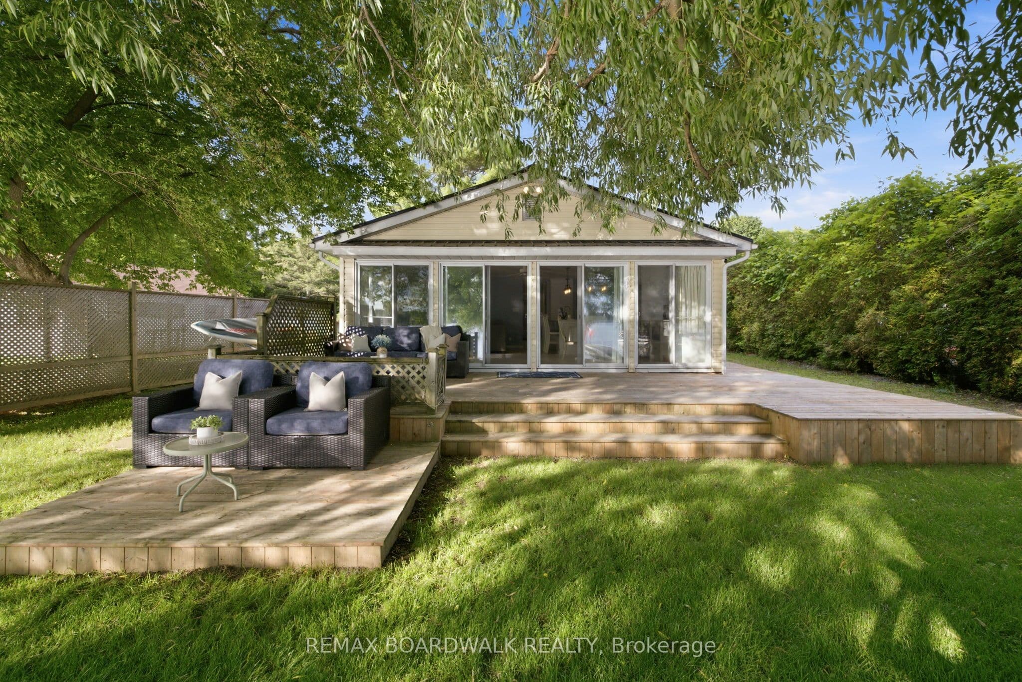130 Bay Lane photo 1