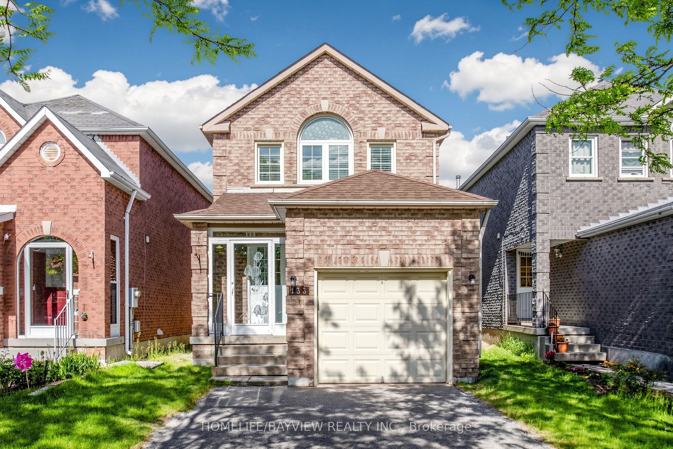 133 Laird Drive photo 1