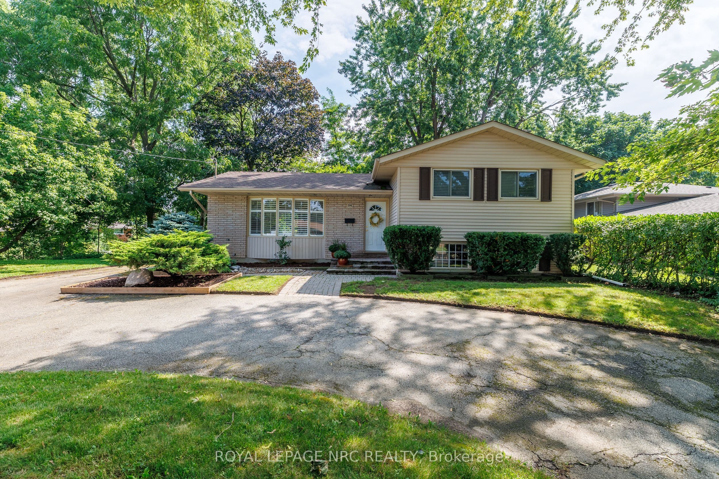 206 Parnell Road photo 1