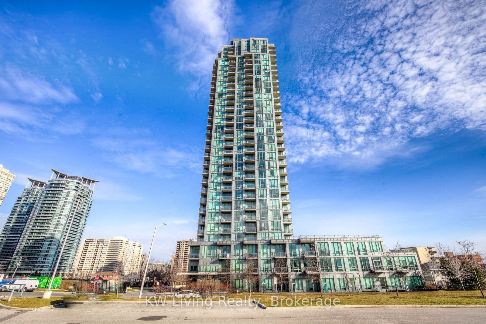 Unit 3505 3525 Kariya Drive photo 1
