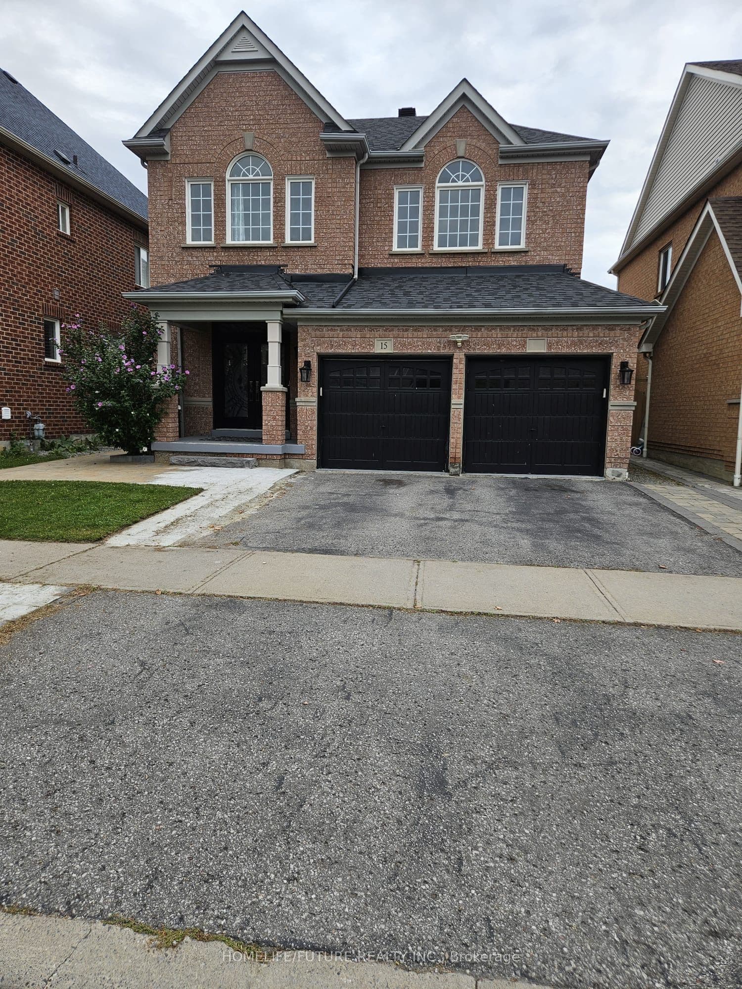 15 Coyle Street photo 1