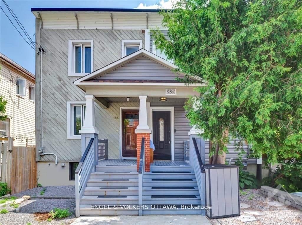 187 IVY Crescent photo 1