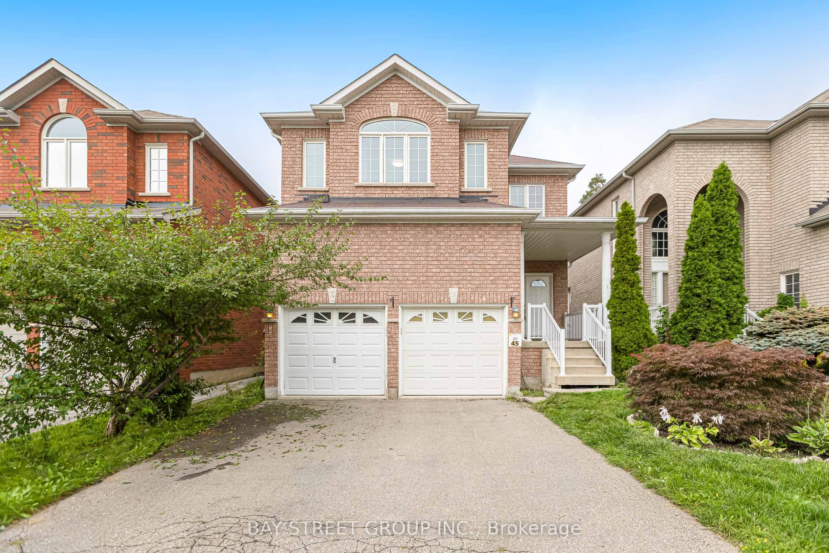45 Old Orchard Crescent photo 1
