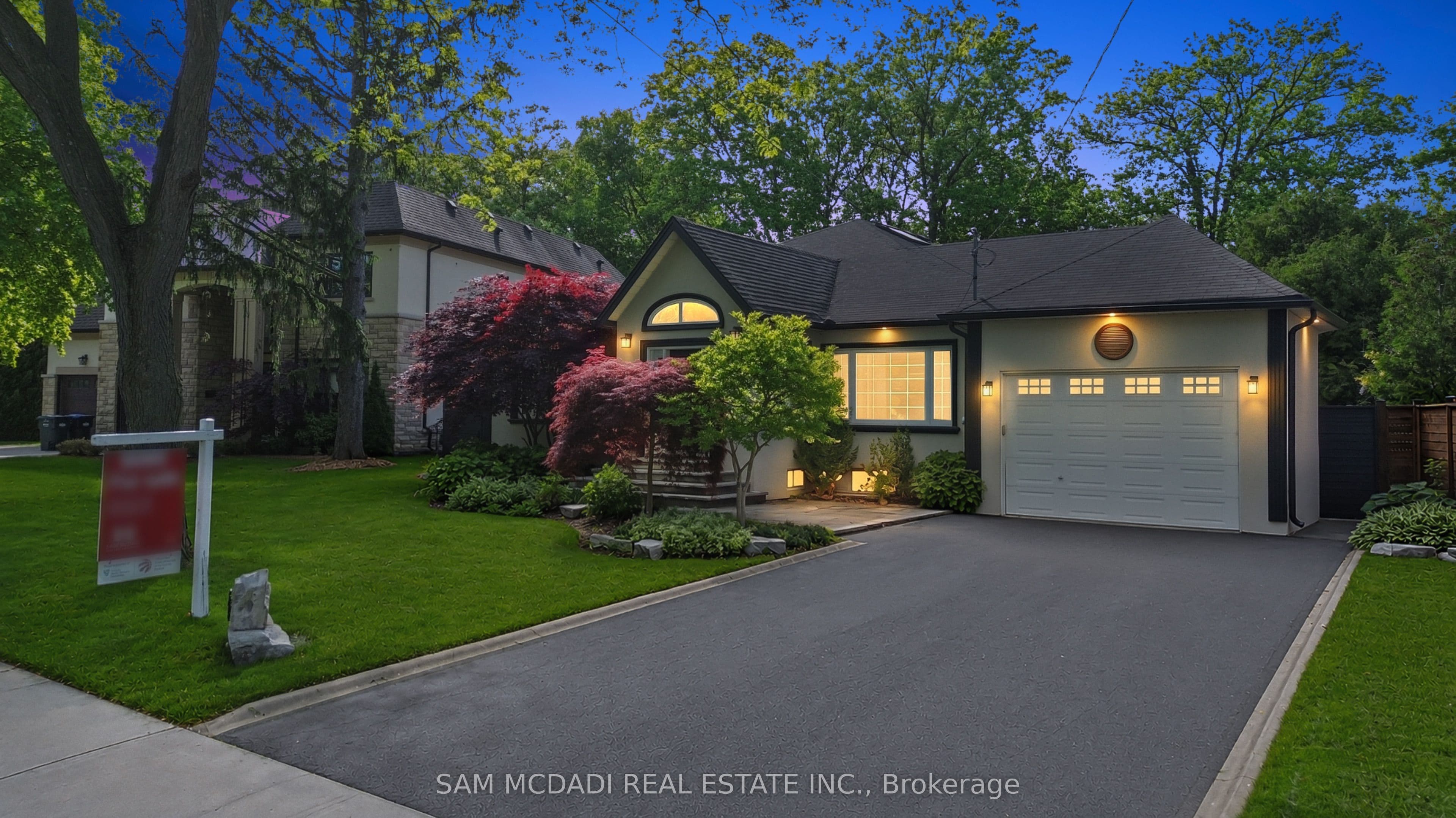 1195 Crestdale Road photo 1