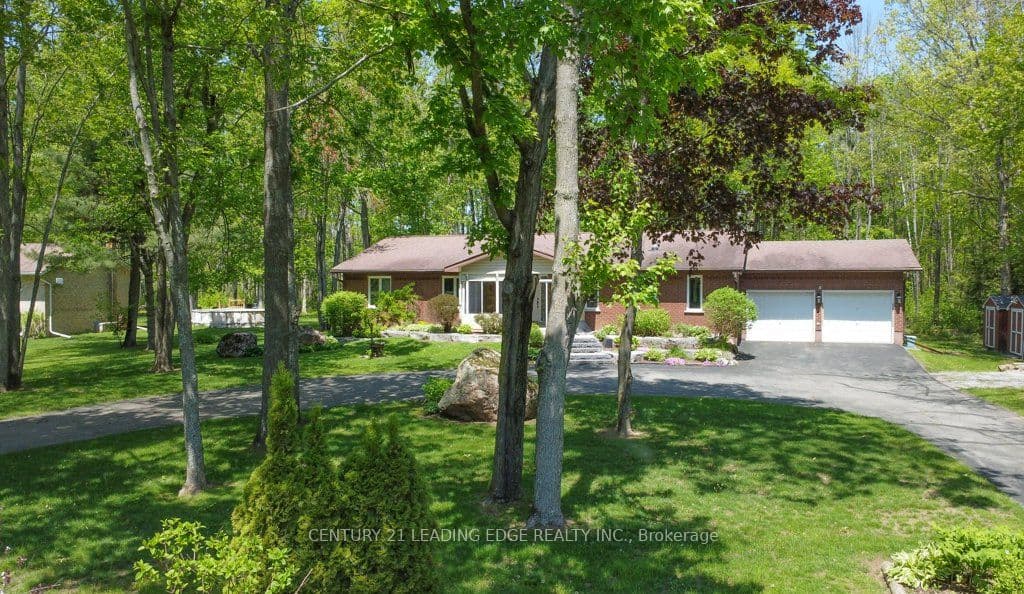 166 Adam And Eve Road photo 1